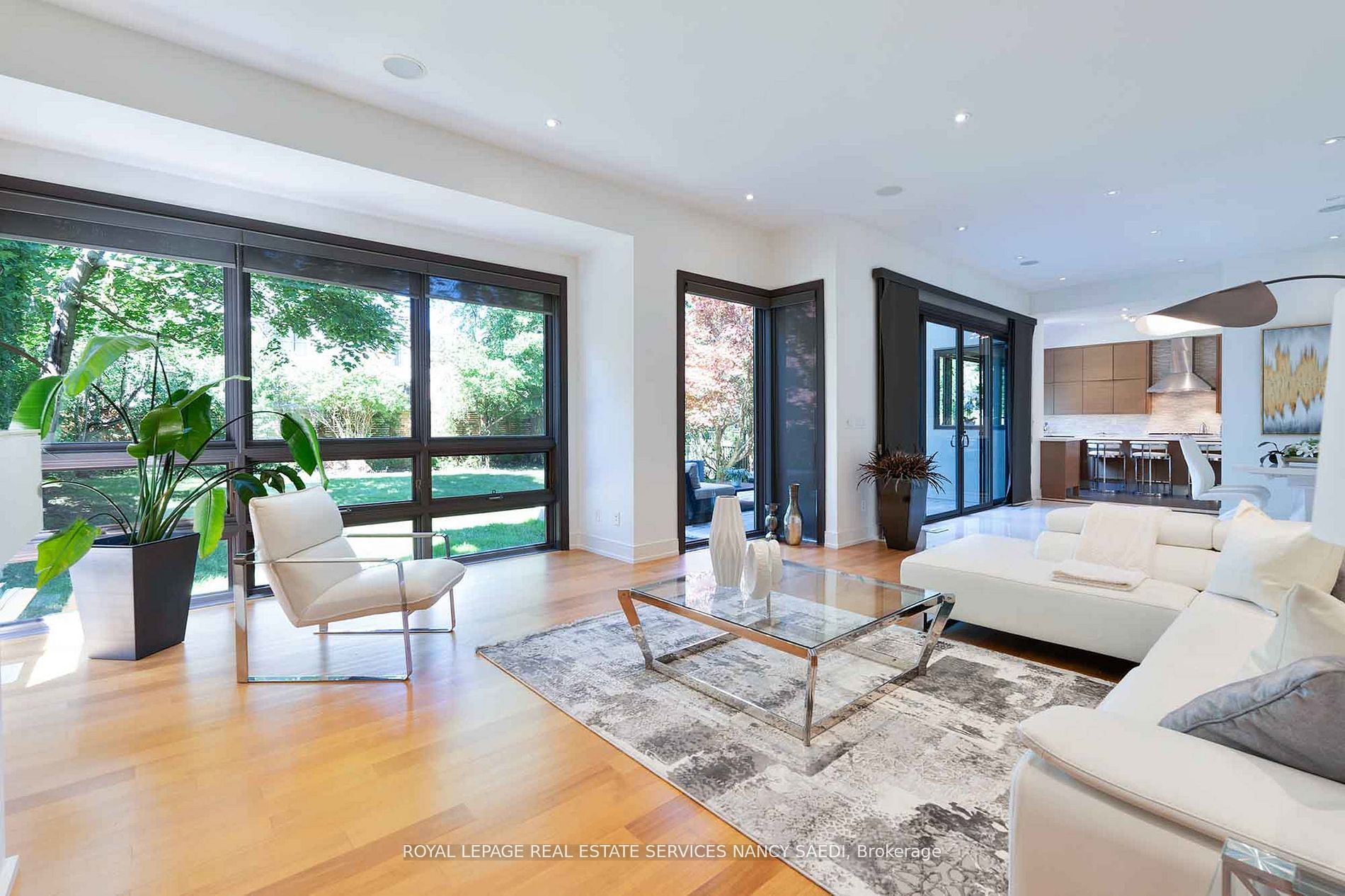 12 York Road, Toronto, On M2l 1h5