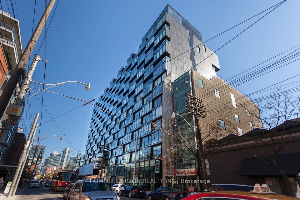629 King Street W 323, Toronto, On M5v 1m5