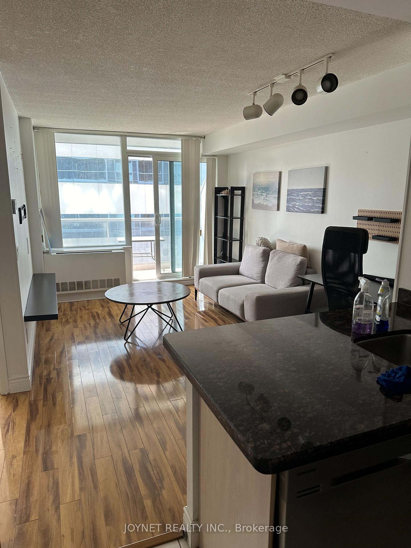 4968 Yonge Street 3010, Toronto, On M2n 5n7