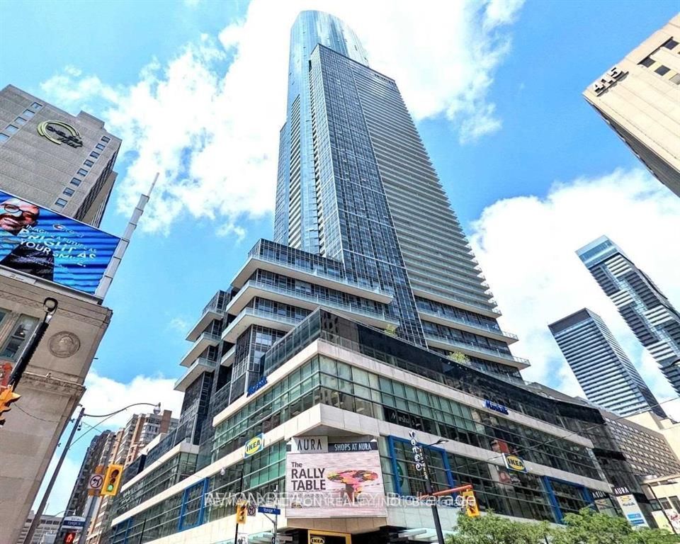 384 Yonge Street 71, Toronto, On M5b 1s8