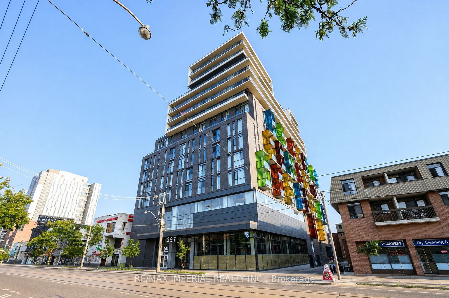 297 College Street 603, Toronto, On M5t 1s2