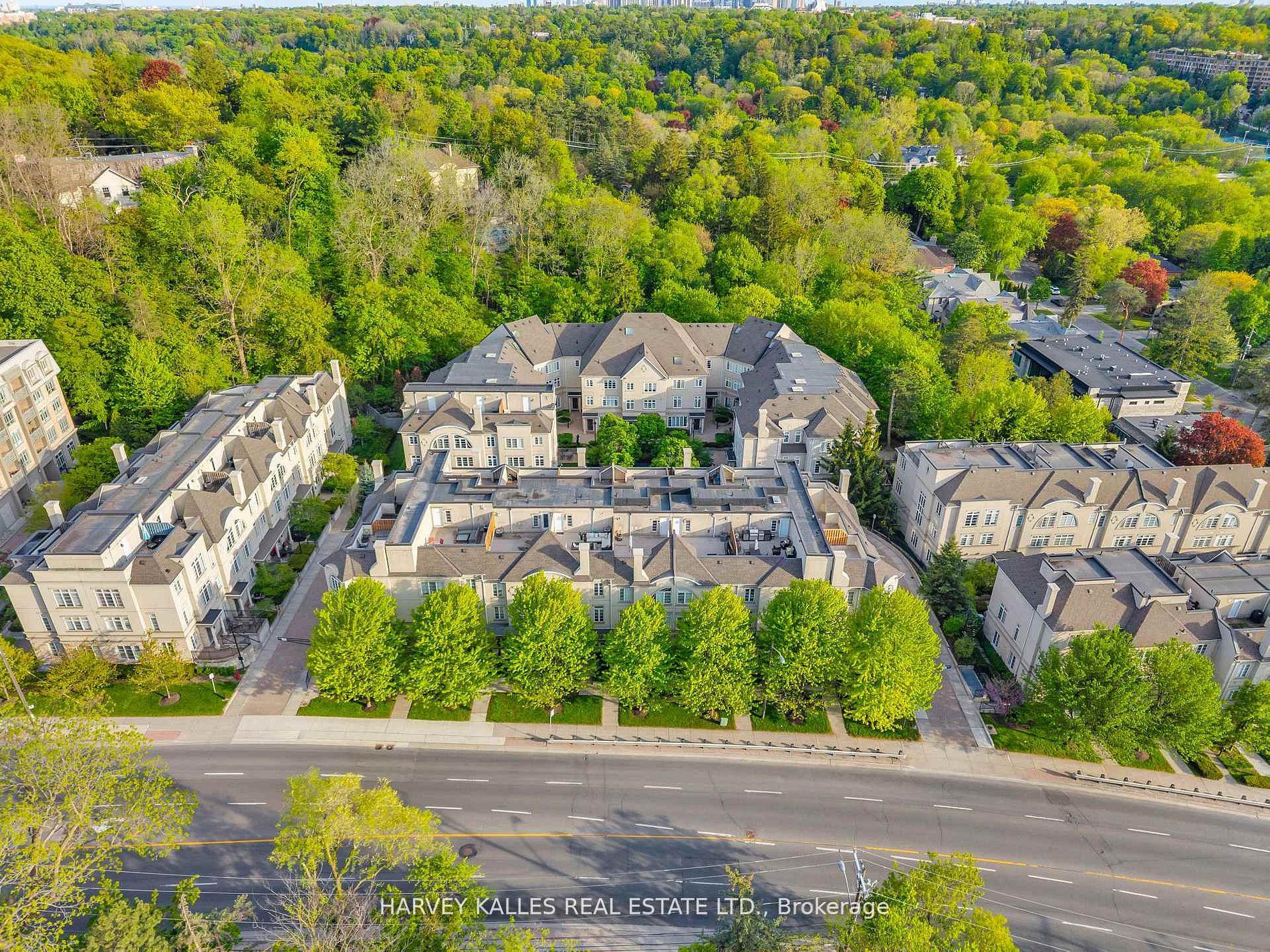 51 York Mills Road 313, Toronto, On M2p 1b6