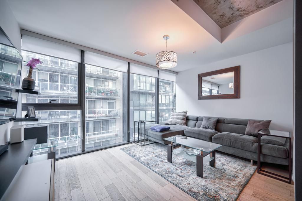 629 King Street W 331, Toronto, On M5v 0g9