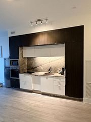 55 Merchants' Wharf 232, Toronto, On M5a 0p2