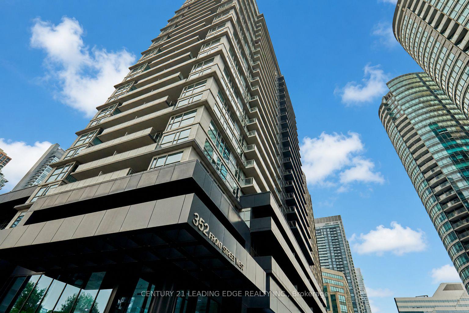 352 Front Street W Ph08, Toronto, On M5v 1b5