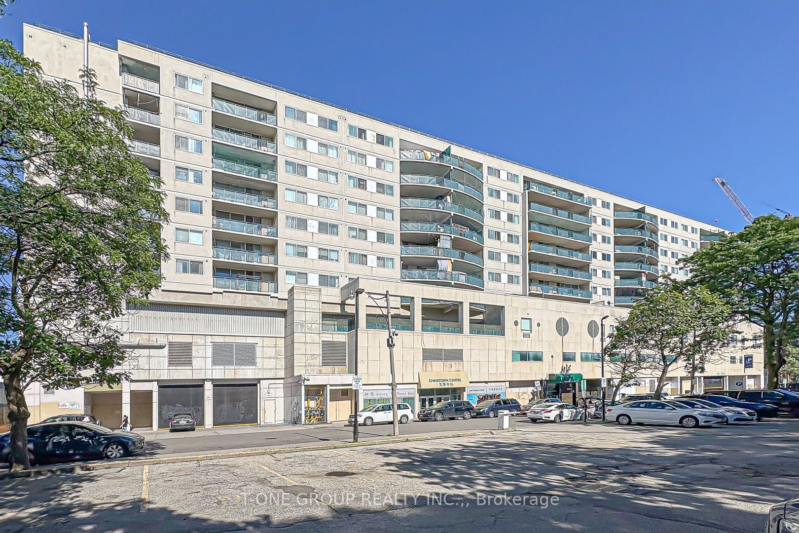 99 Cameron Street 901, Toronto, On M5t 3a2
