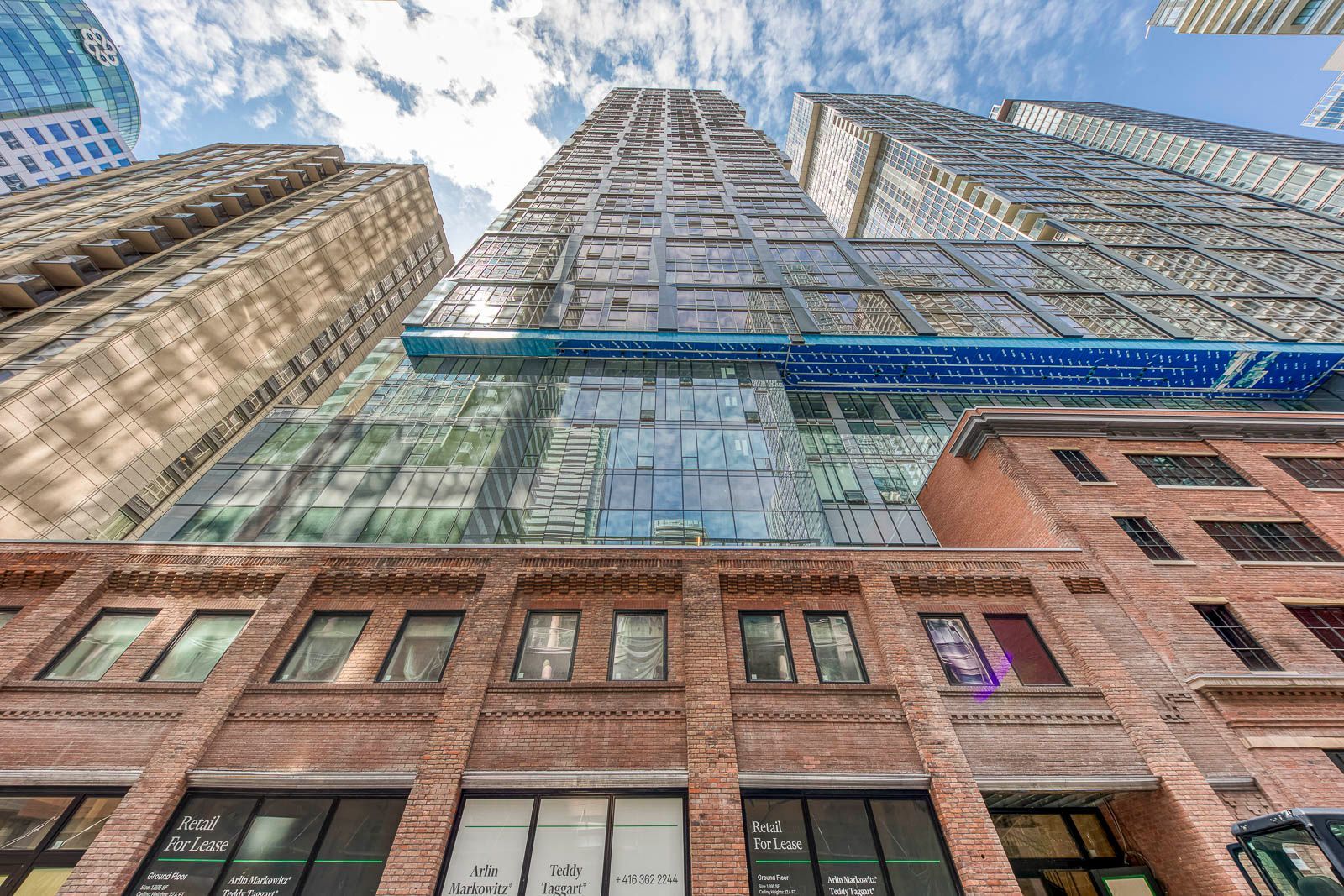 15 Mercer Street 403 (Unfurnished), Toronto, On M5v 1h2