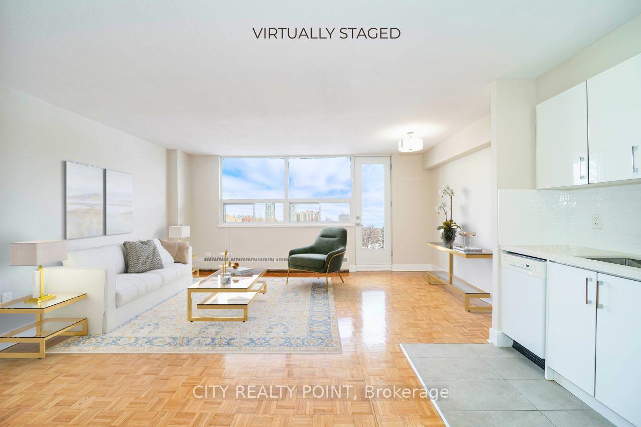1500 Bathurst Street 807, Toronto, On M5p 3l3