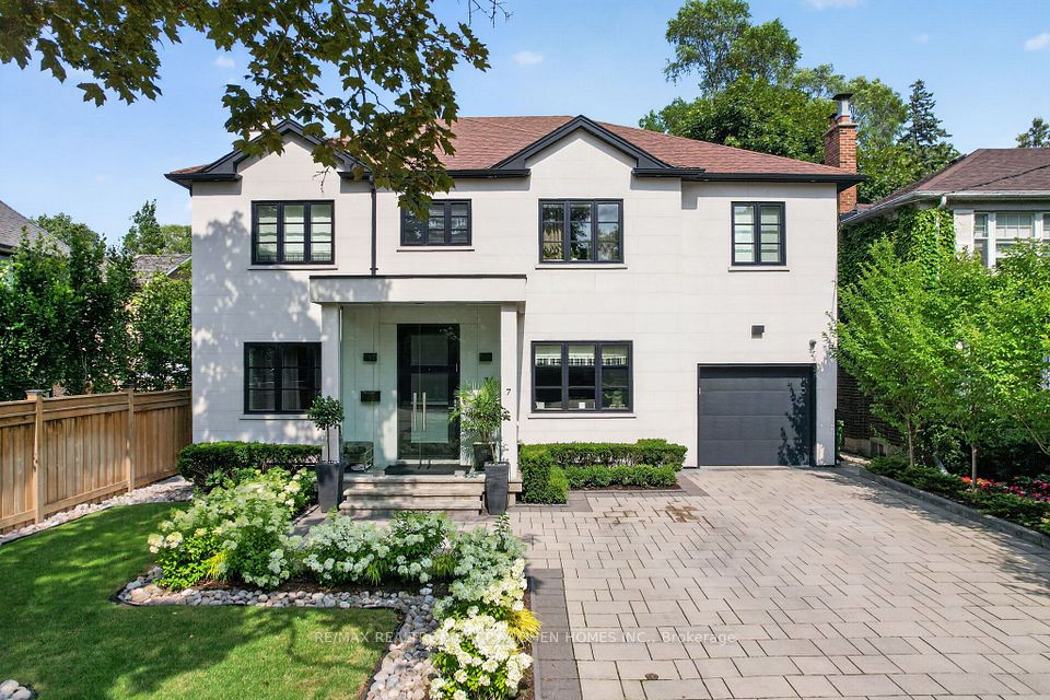 7 Glen Rush Boulevard, Toronto, On M5n 2t2