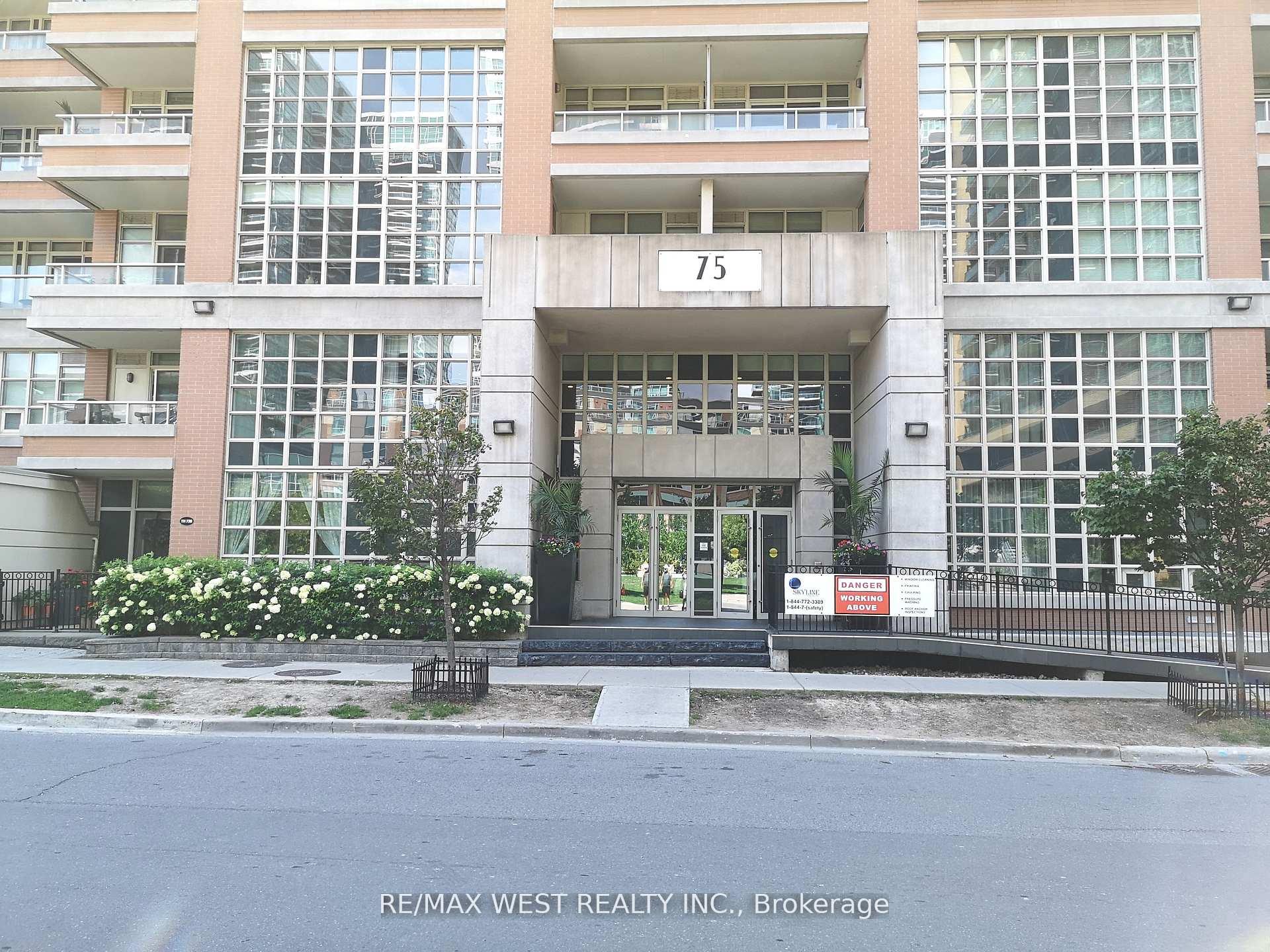 75 East Liberty Street 1718, Toronto, On M6k 3r3