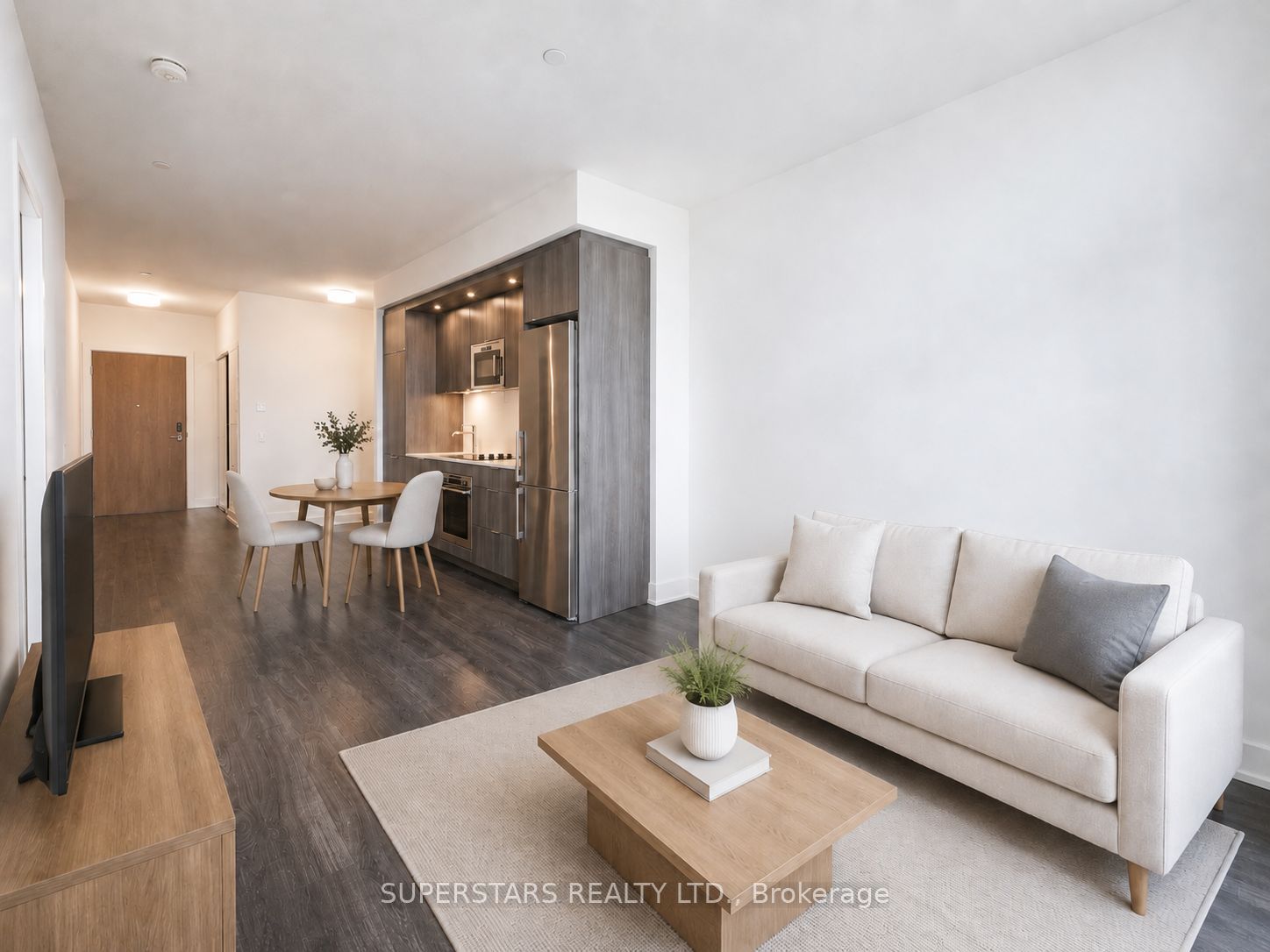 20 Inn On The Park Drive 645, Toronto, On M3c 0p7