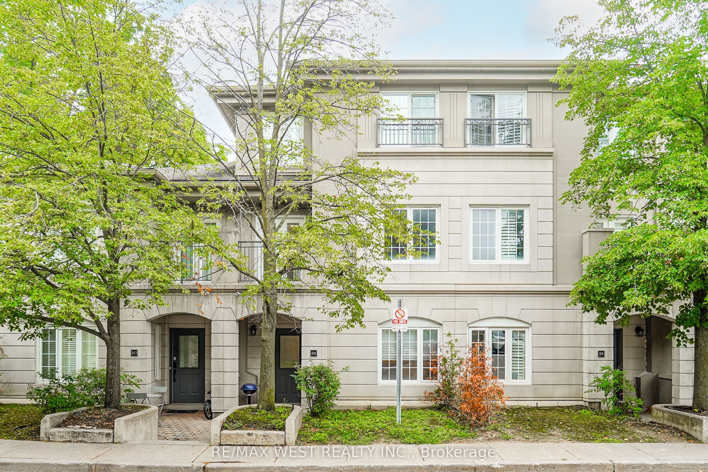 108 Finch Avenue W D11, Toronto, On M2n 6w6