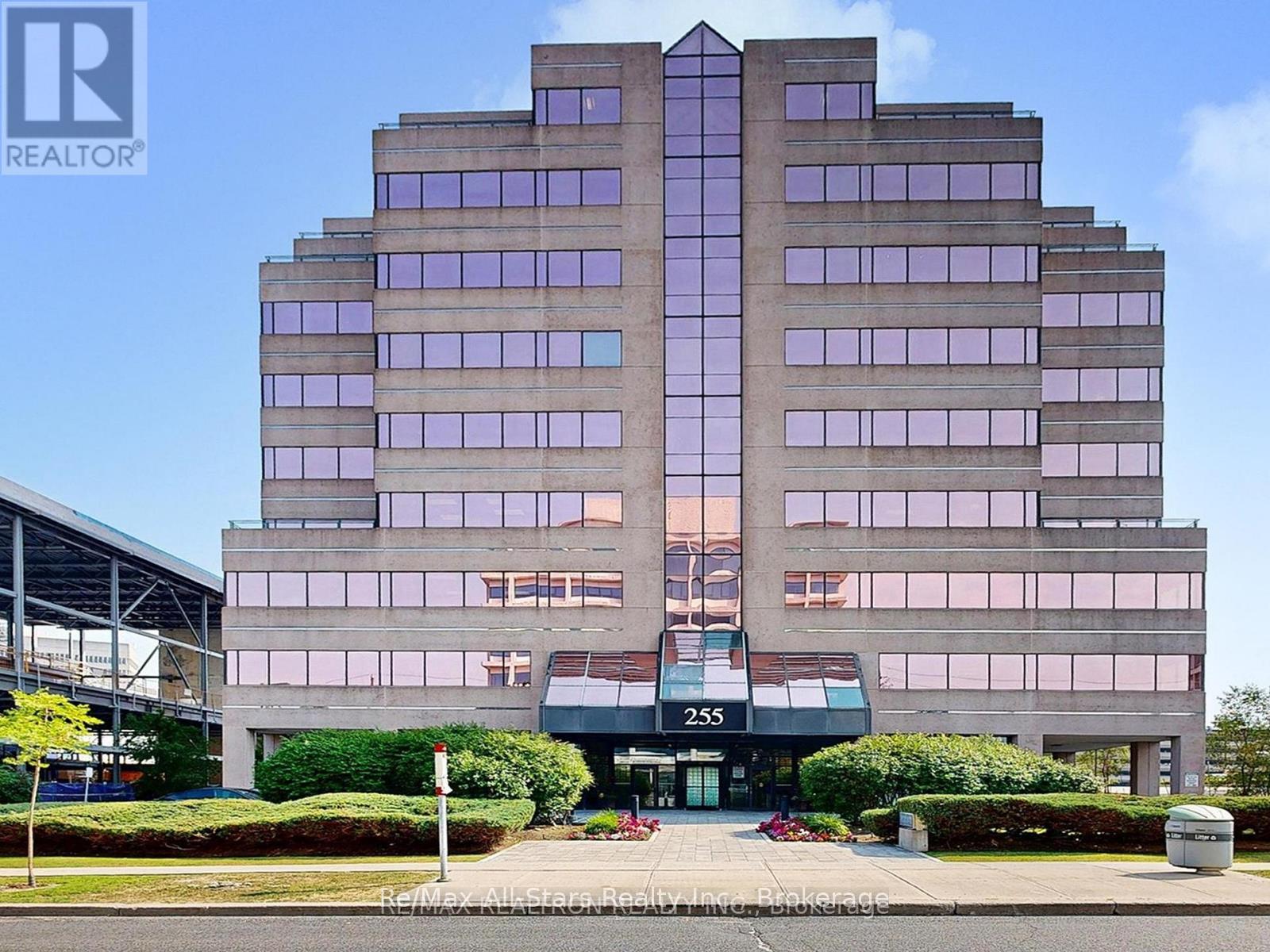 255 Duncan Mill Road 708 B, Toronto, On M3b 3h9