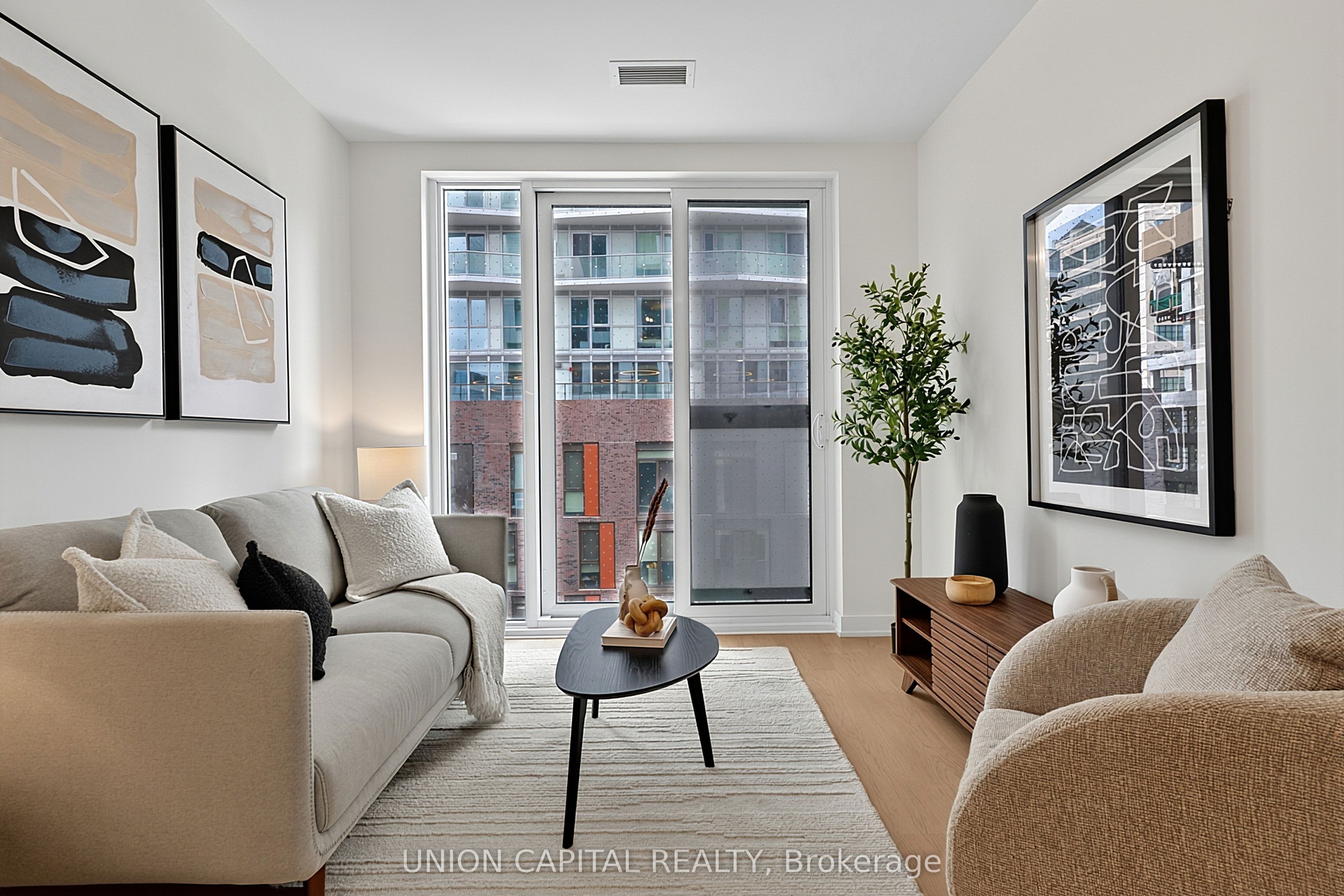 252 Church Street 507, Toronto, On M5b 0e6