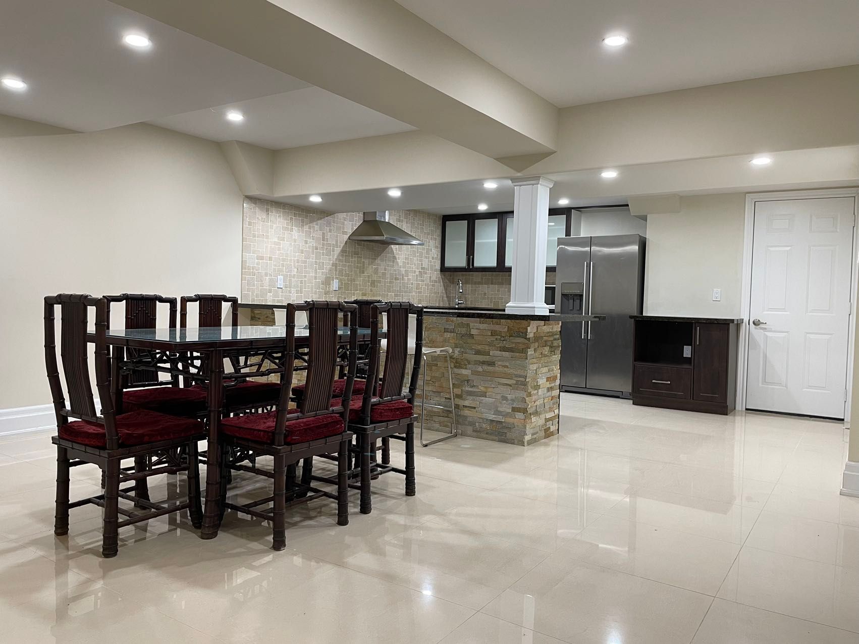 48 Transwell Avenue, Toronto, On M2r 2j4