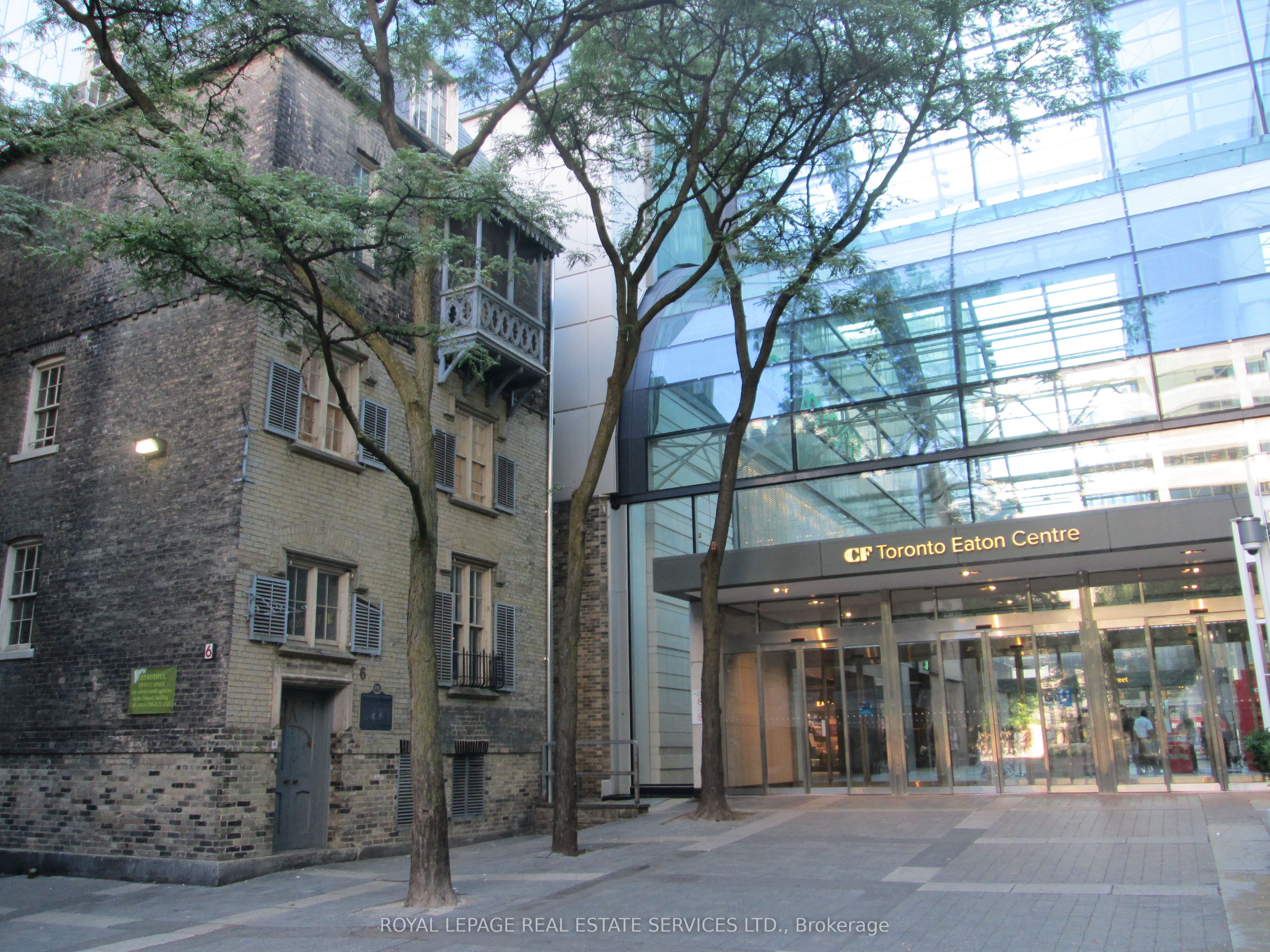 6 Trinity Square, Toronto, On M5g 1b1