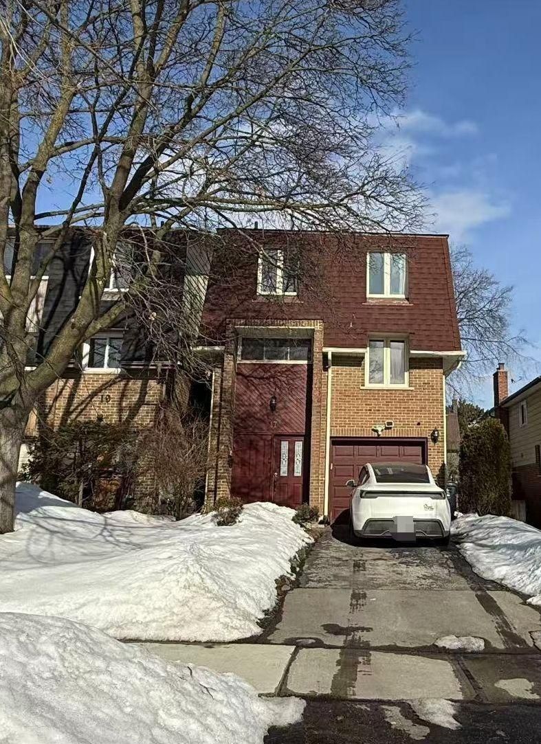 17 Harnworth Drive, Toronto, On M2h 3c1
