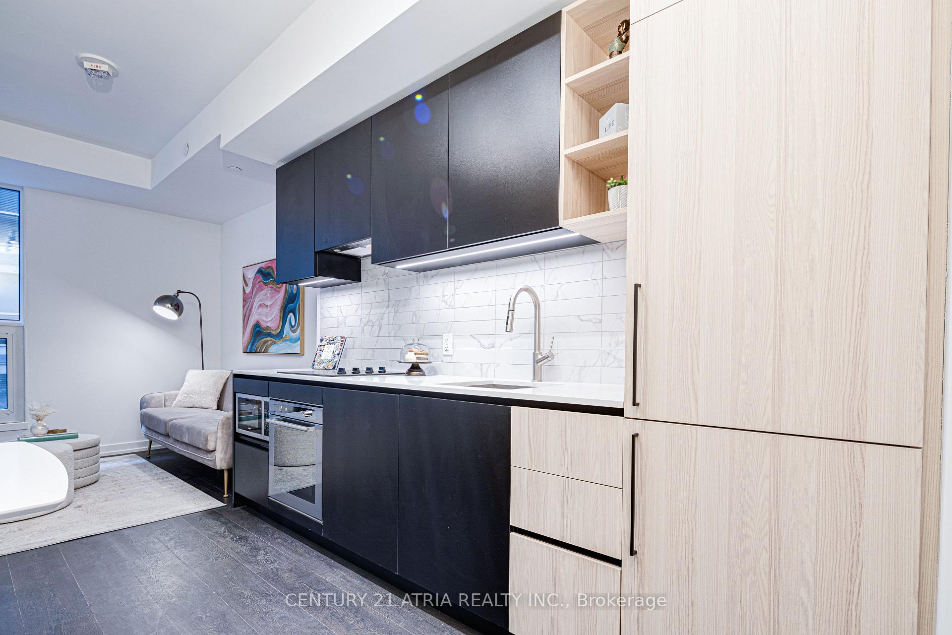 55 Mercer Street 322, Toronto, On M5v 0w4