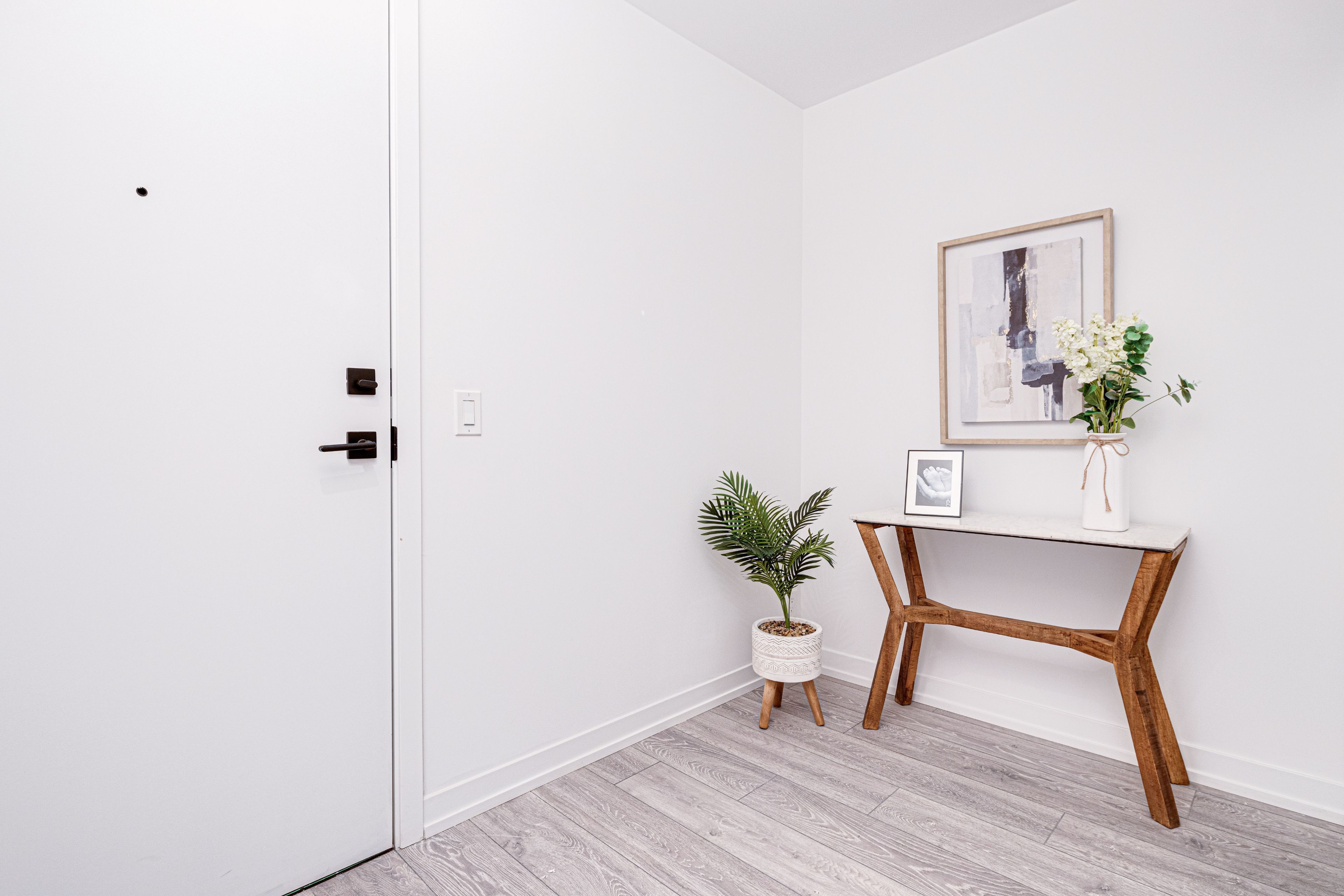 55 Mercer Street 308, Toronto, On M5v 0w4