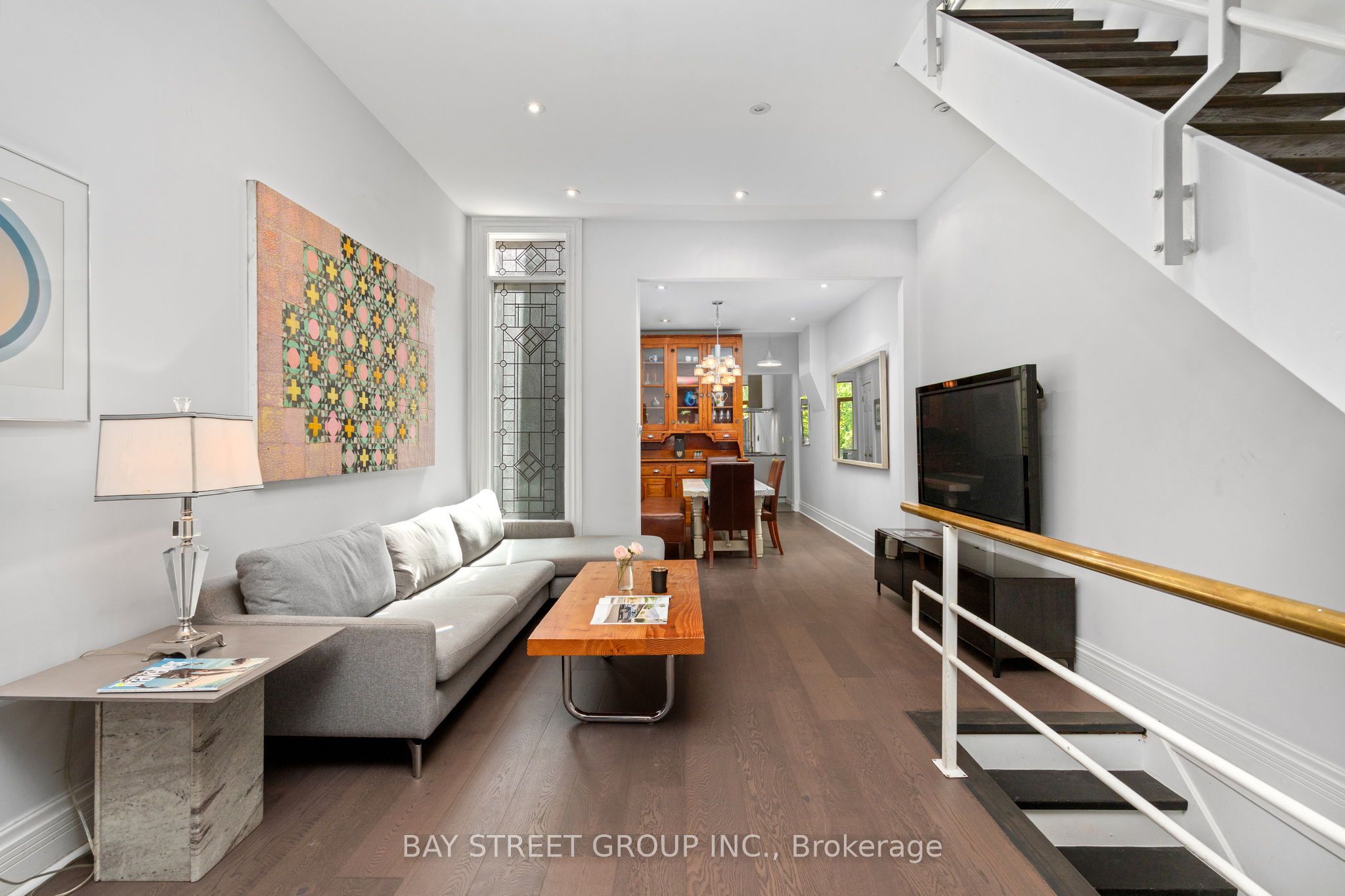 236 Seaton Street, Toronto, On M5a 2t4