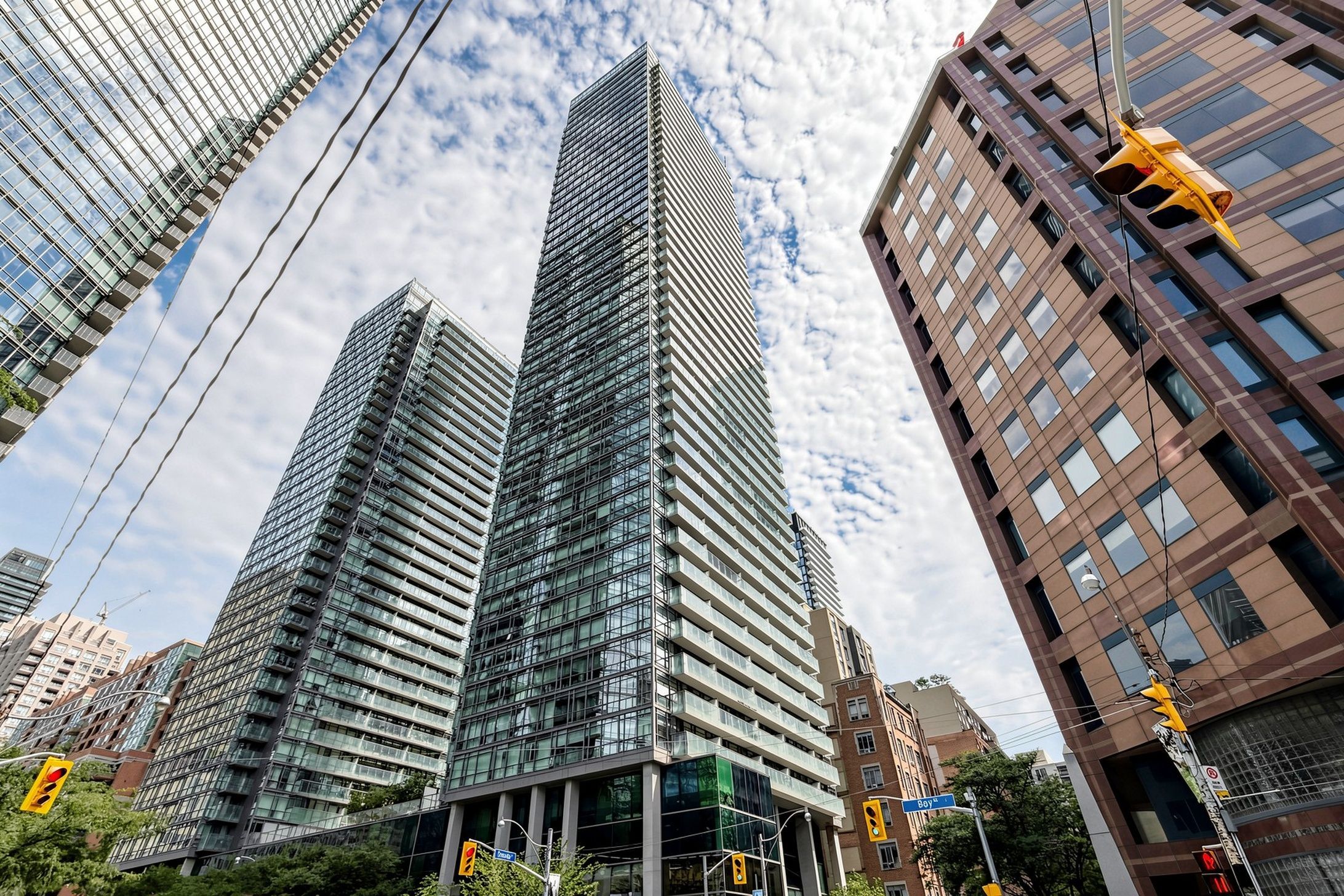 38 Grenville Street 708, Toronto, On M4y 1a5
