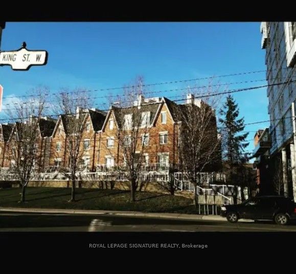 12 Sudbury Street 212, Toronto, On M6j 3w7