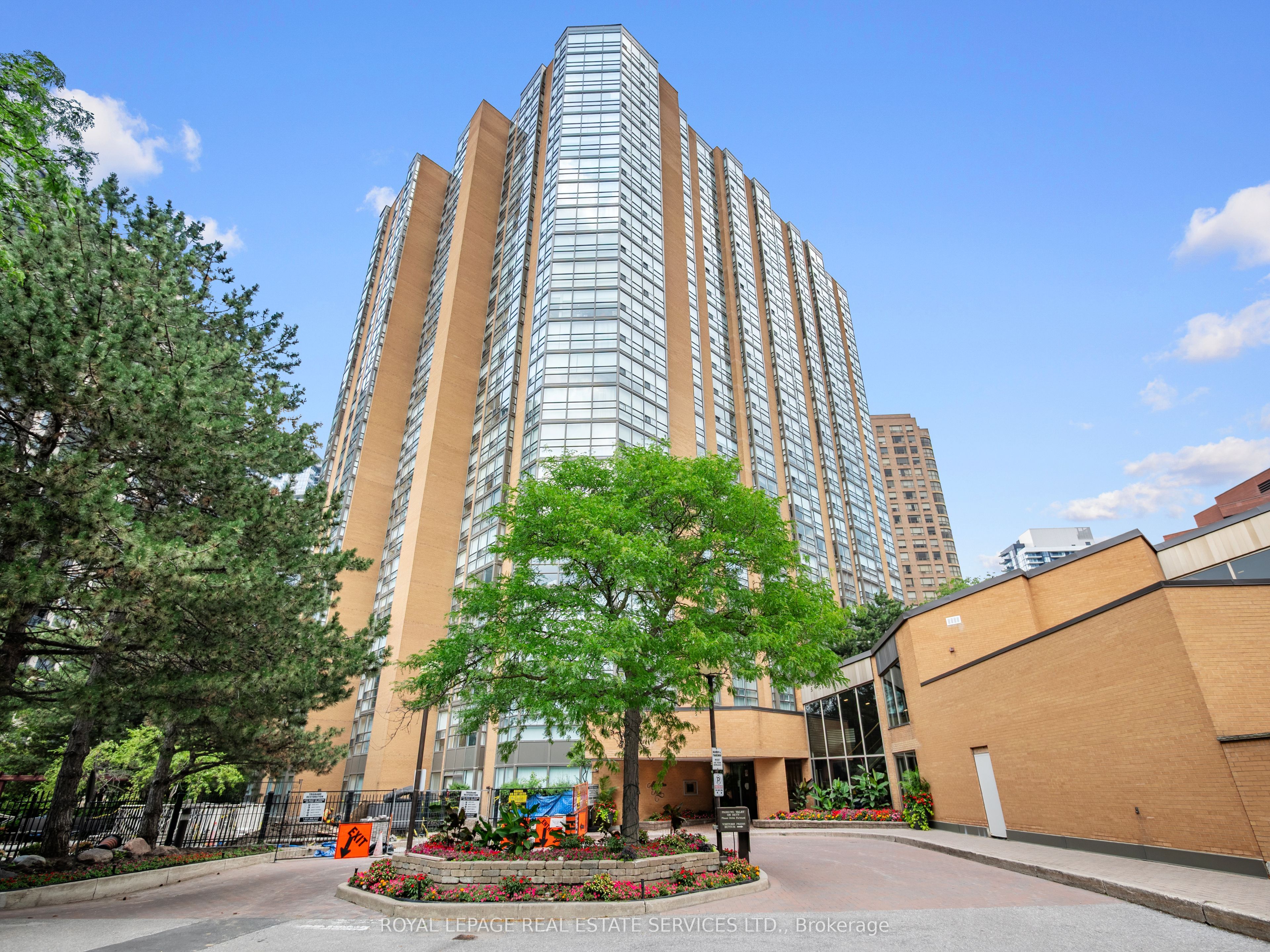 131 Beecroft Road 1404, Toronto, On M2n 6g9