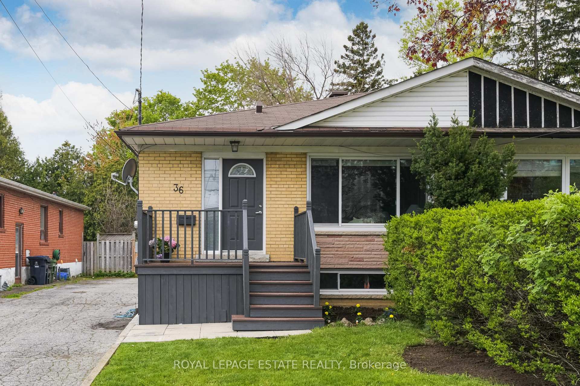 36 Linelle Street, Toronto, On M2n 2j3