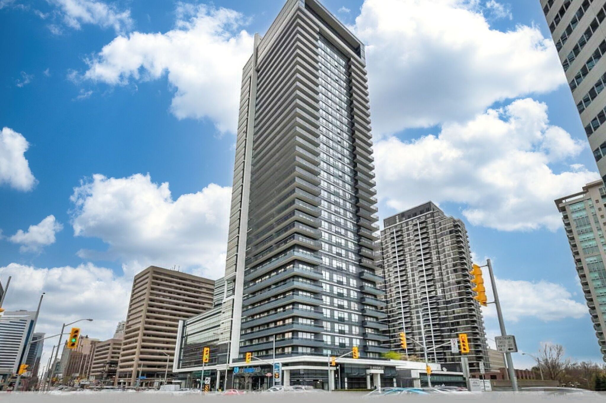 2 Anndale Drive 2708, Toronto, On M2n 0g5