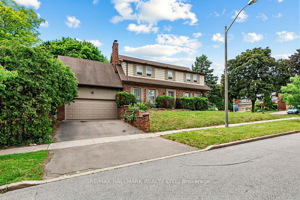691 Conacher Drive, Toronto, On M2m 3n4