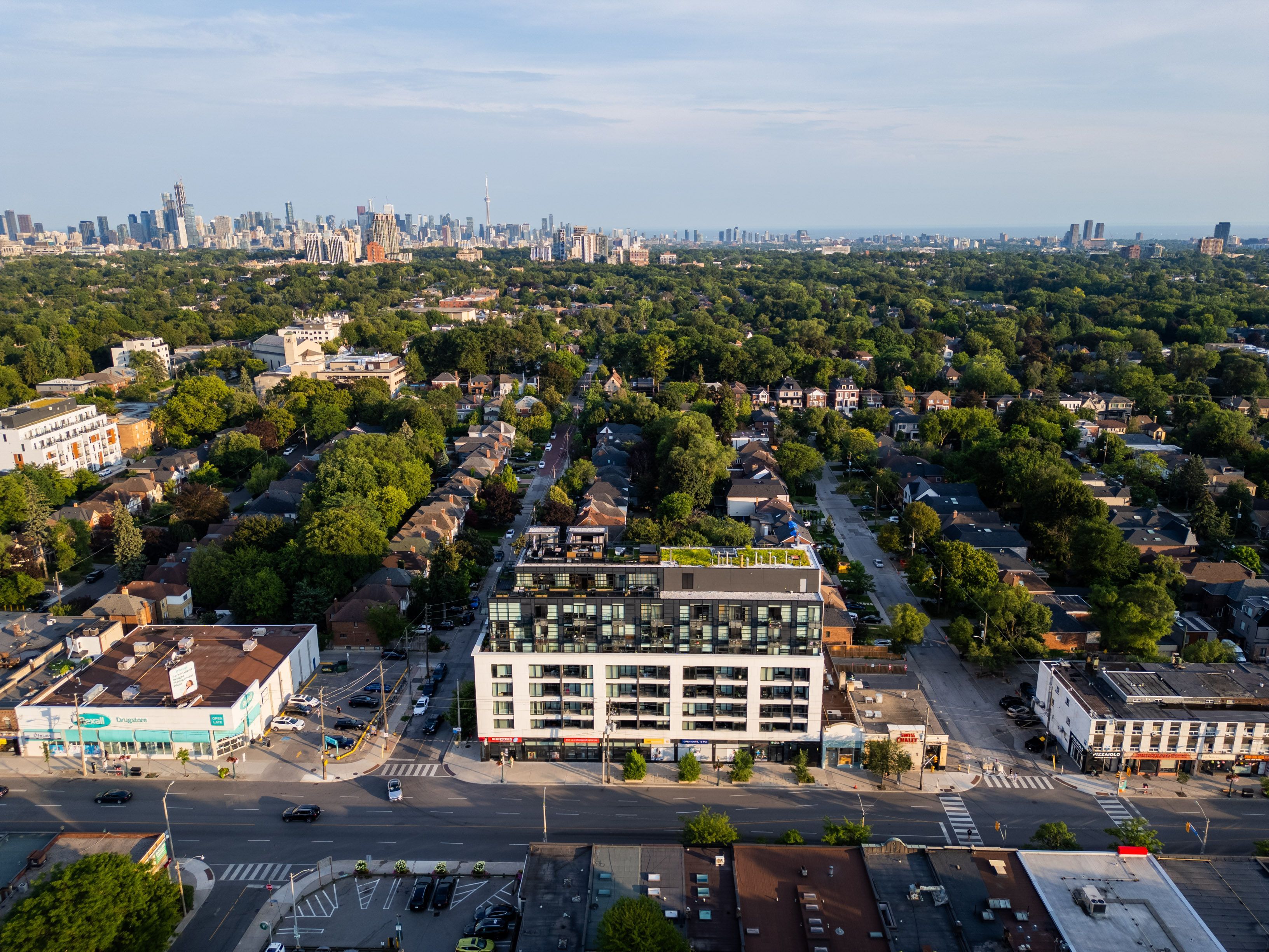 170 Chiltern Hill Road 317, Toronto, On M6c 0a9