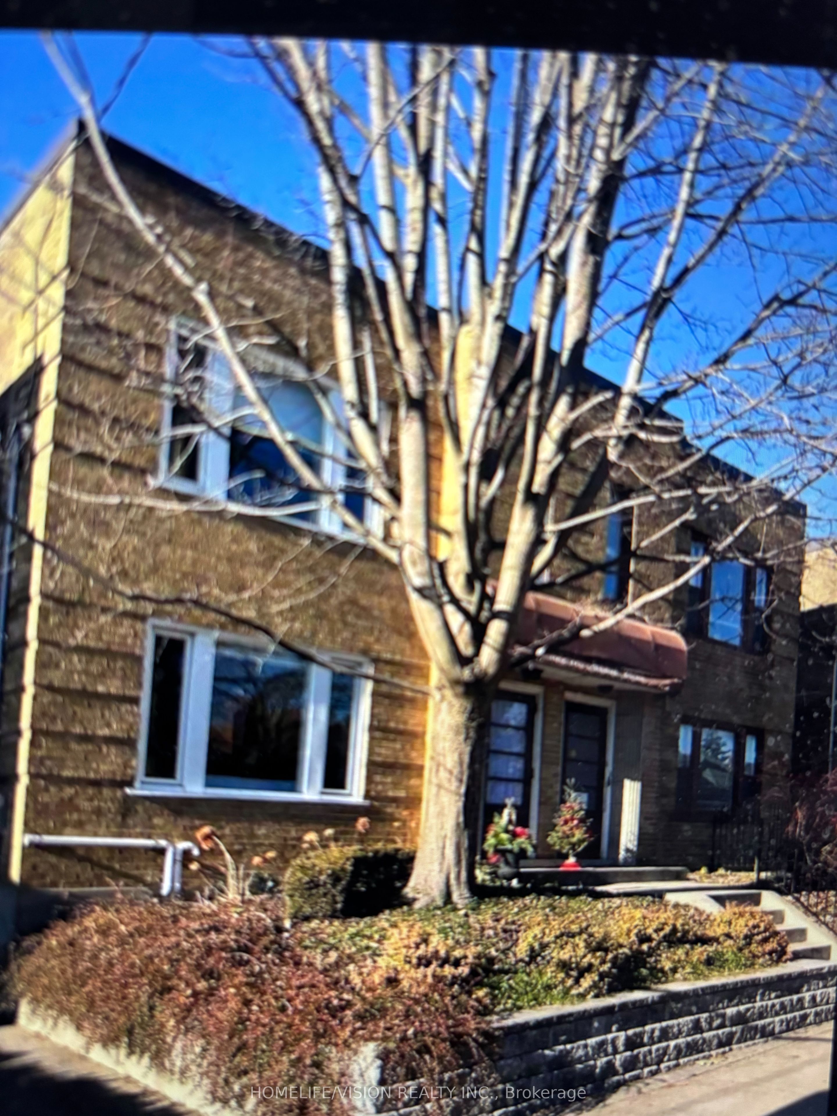 970 Avenue Road Lower Apartment #3, Toronto, On M5p 2k8