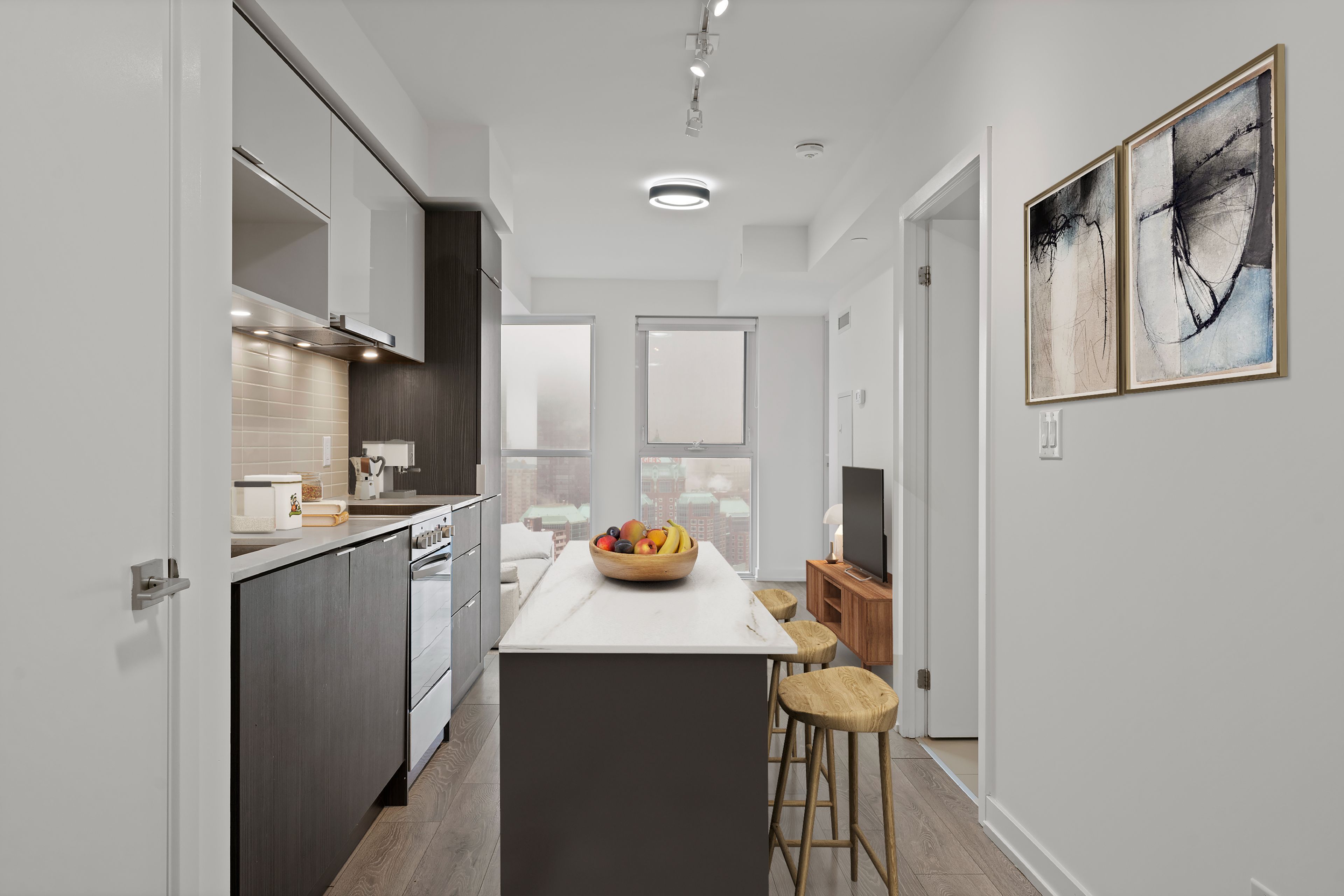 159 Wellesley Street E 2911, Toronto, On M4y 0h5