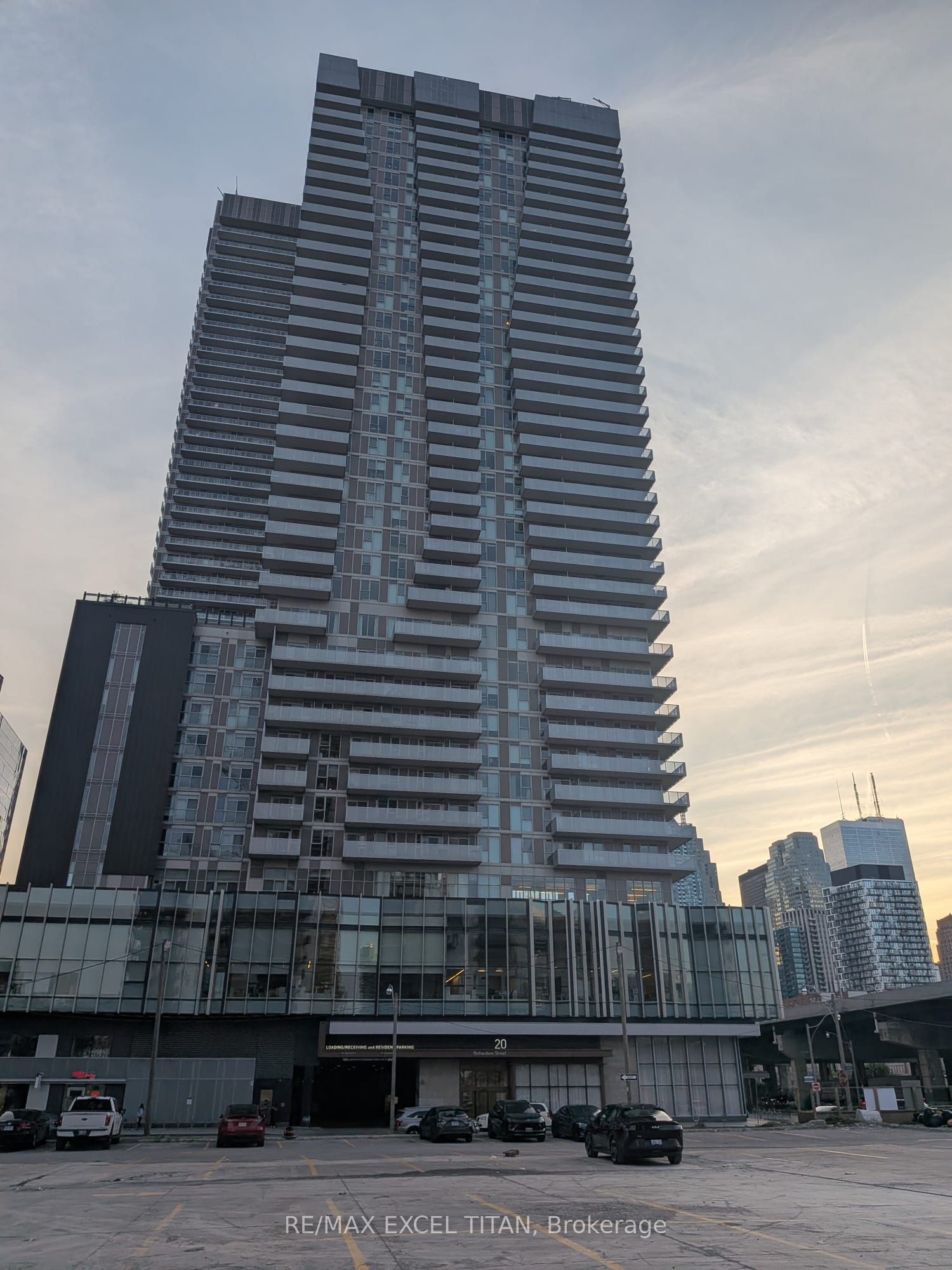 20 Richardson Street E 3101, Toronto, On M5a 0s6
