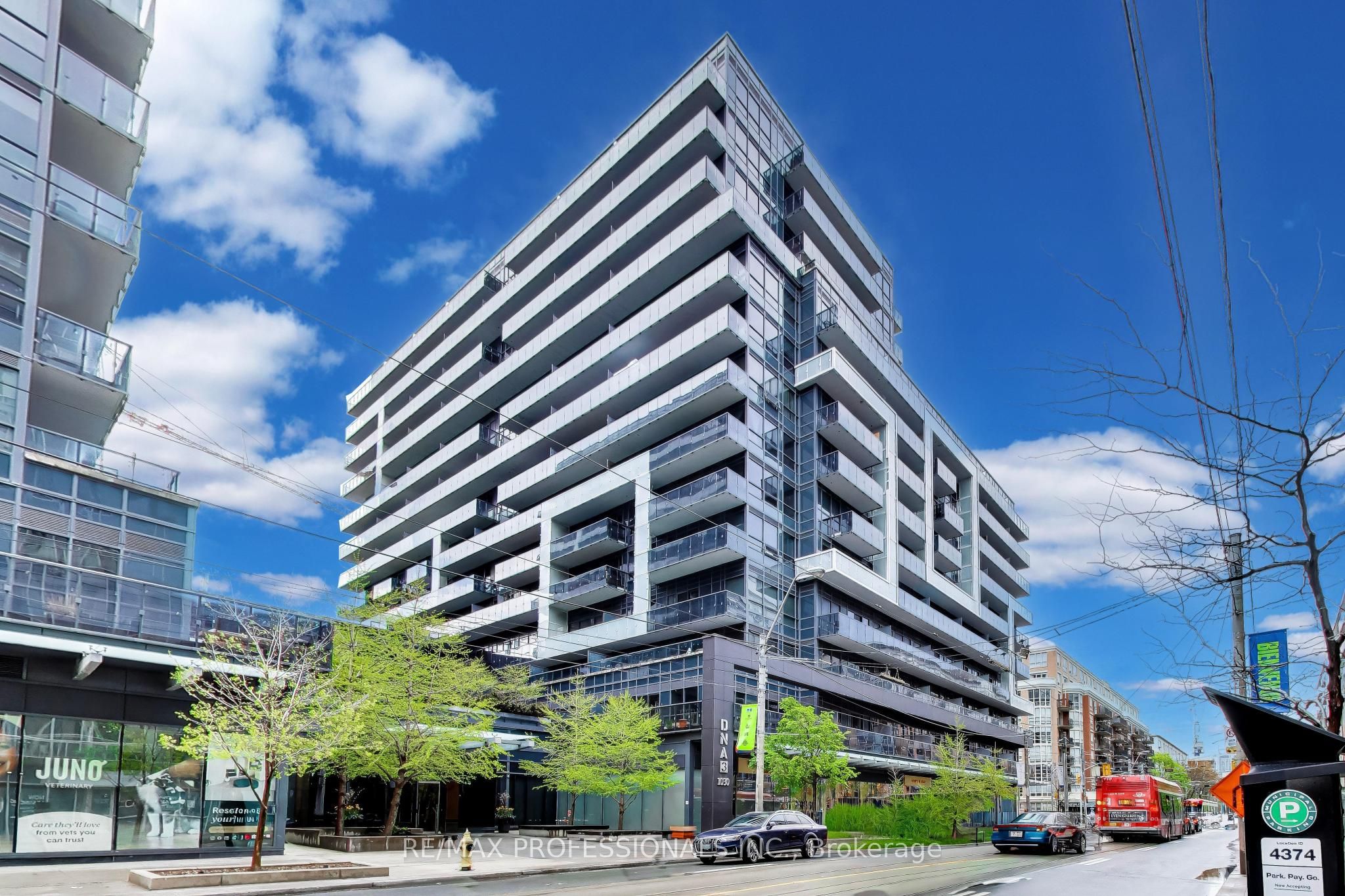 1030 King Street W 912, Toronto, On M6k 0b4