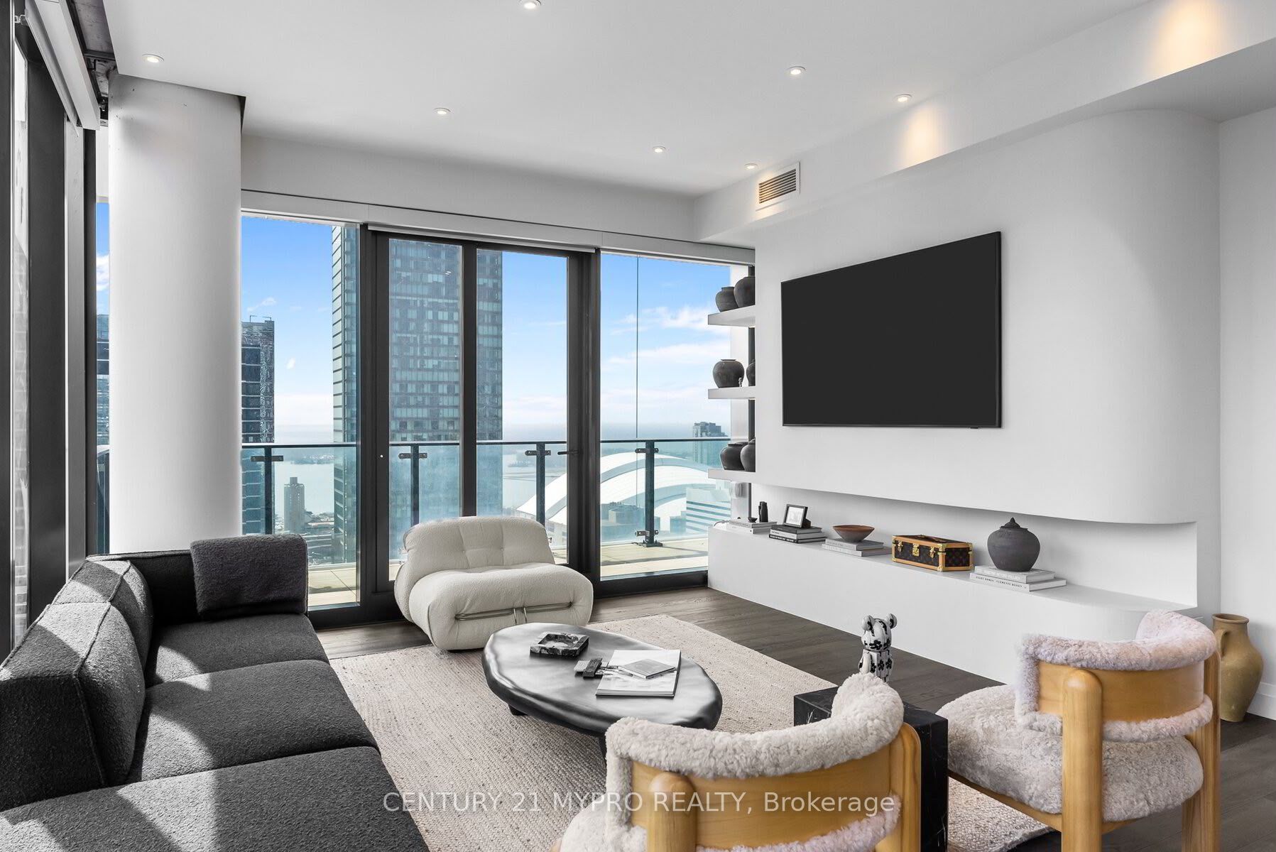 224 King Street W 3603, Toronto, On M5h 0a6