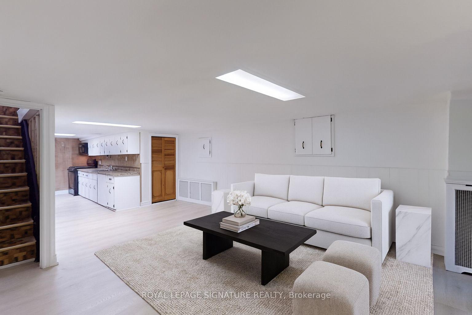 247 Palmerston Avenue Lower, Toronto, On M6j 2j3