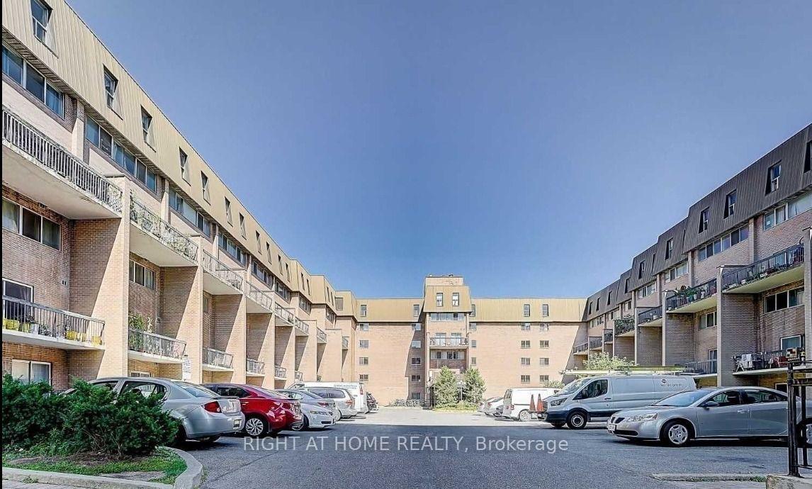 165 Cherokee Boulevard 149, Toronto, On M2j 4t7