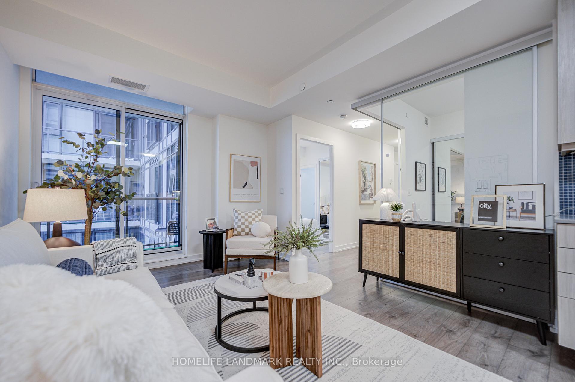 297 College Street 901, Toronto, On M5t 1s2