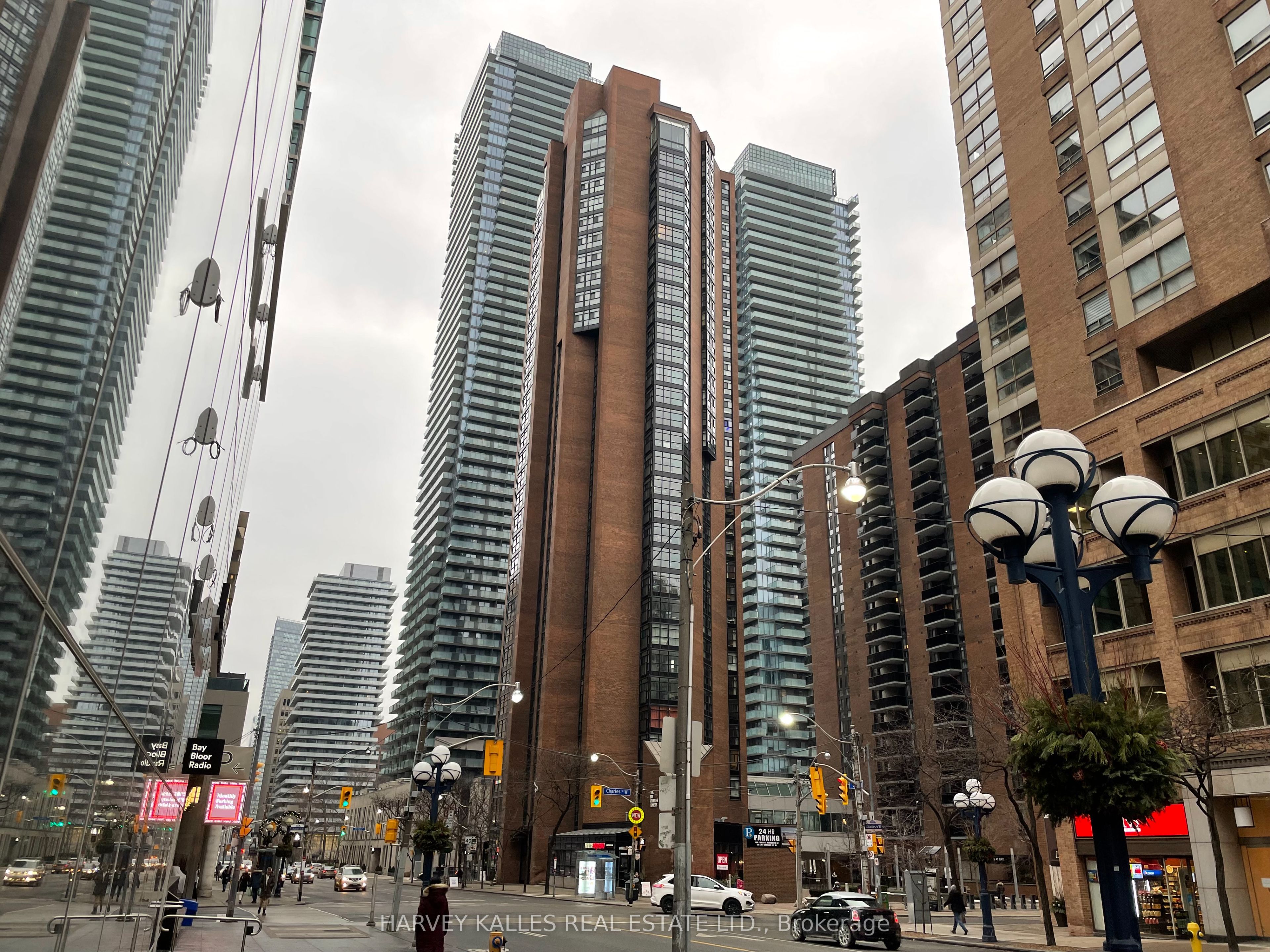 55 W Charles Street W 1904, Toronto, On M5s 2w9