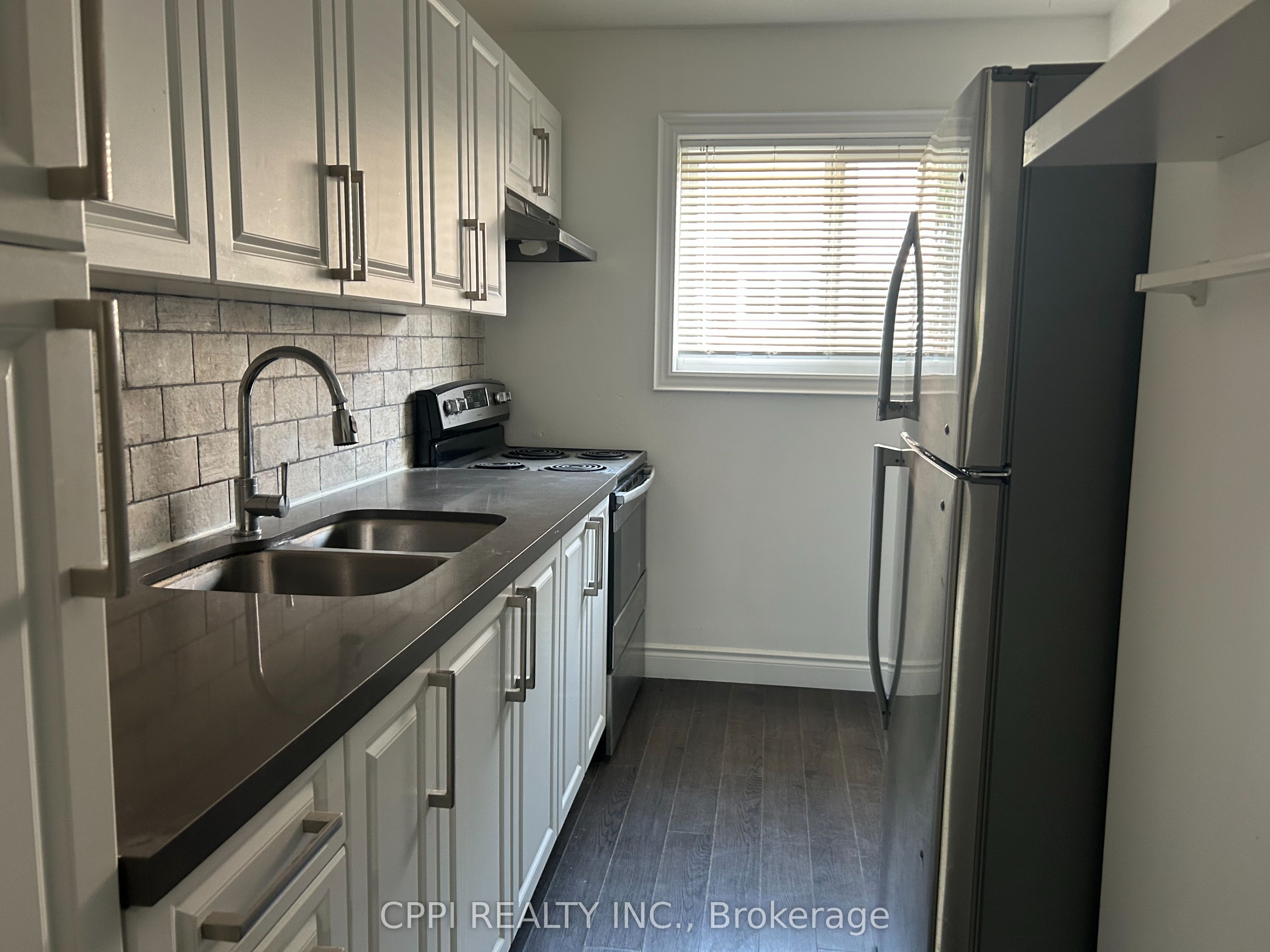 69 Godstone Road 127, Toronto, On M2j 3c8