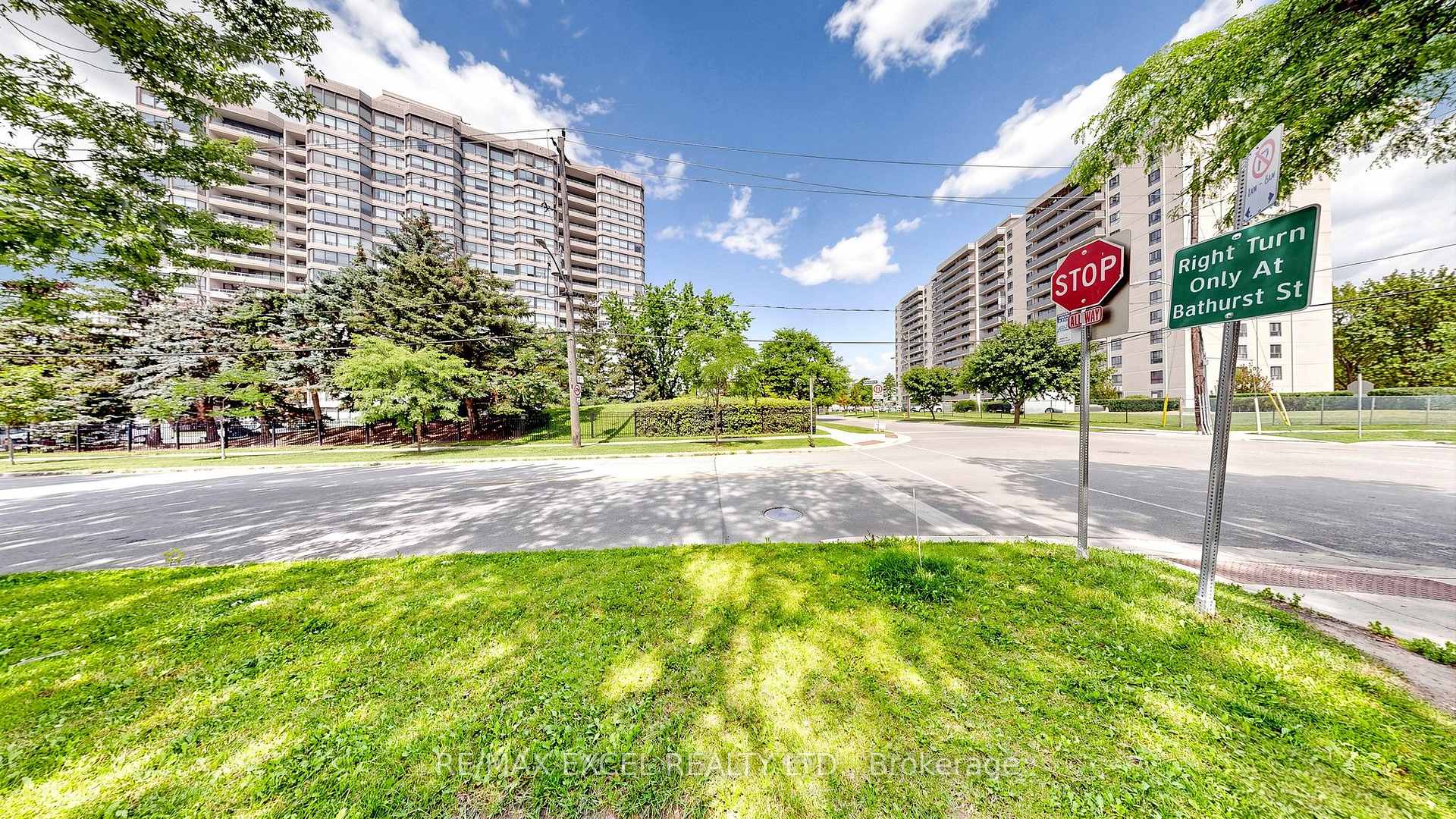 1101 Steeles Avenue W Ph103, Toronto, On M2r 3w5