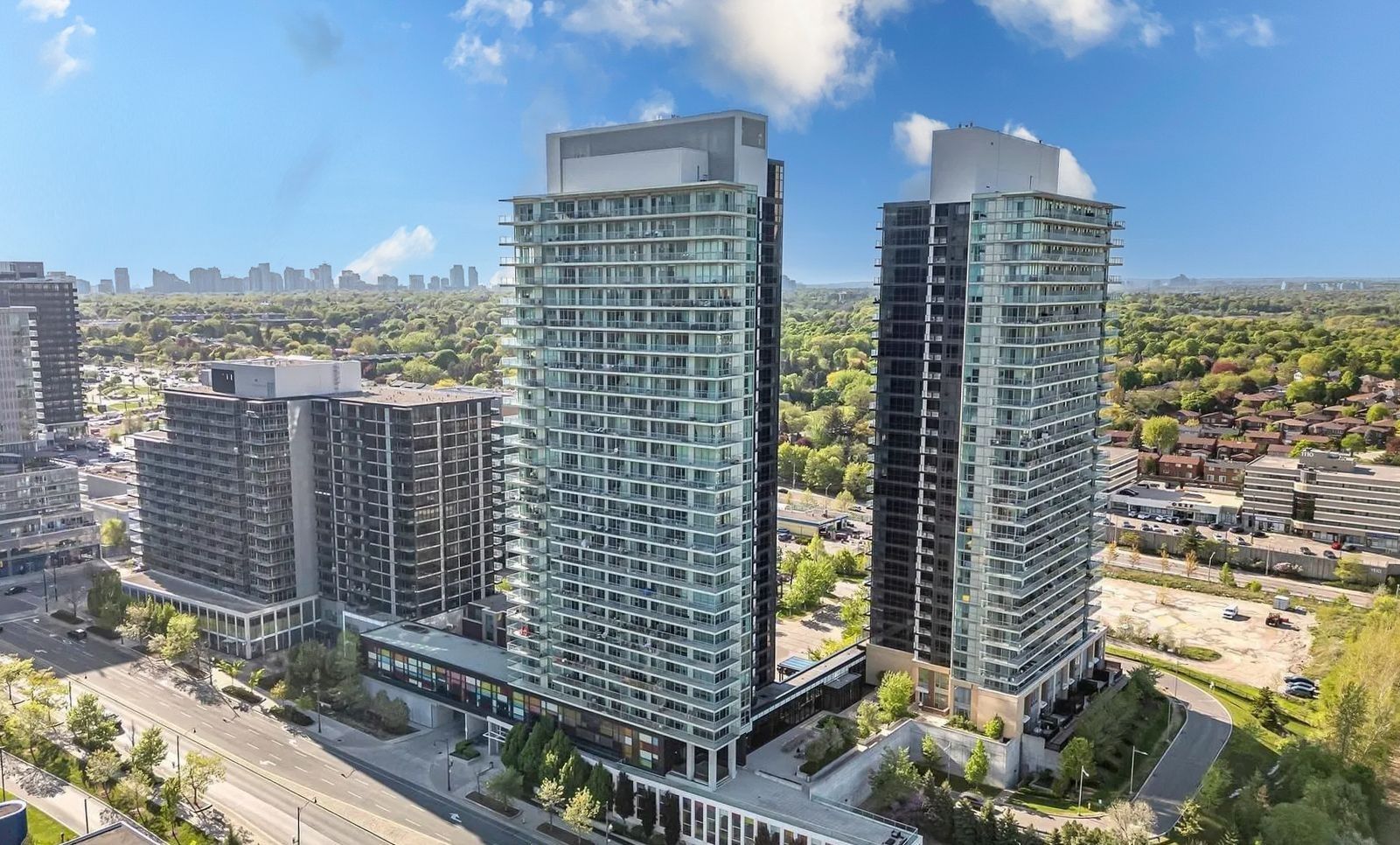 29 Singer Court 2605, Toronto, On M2k 0b3