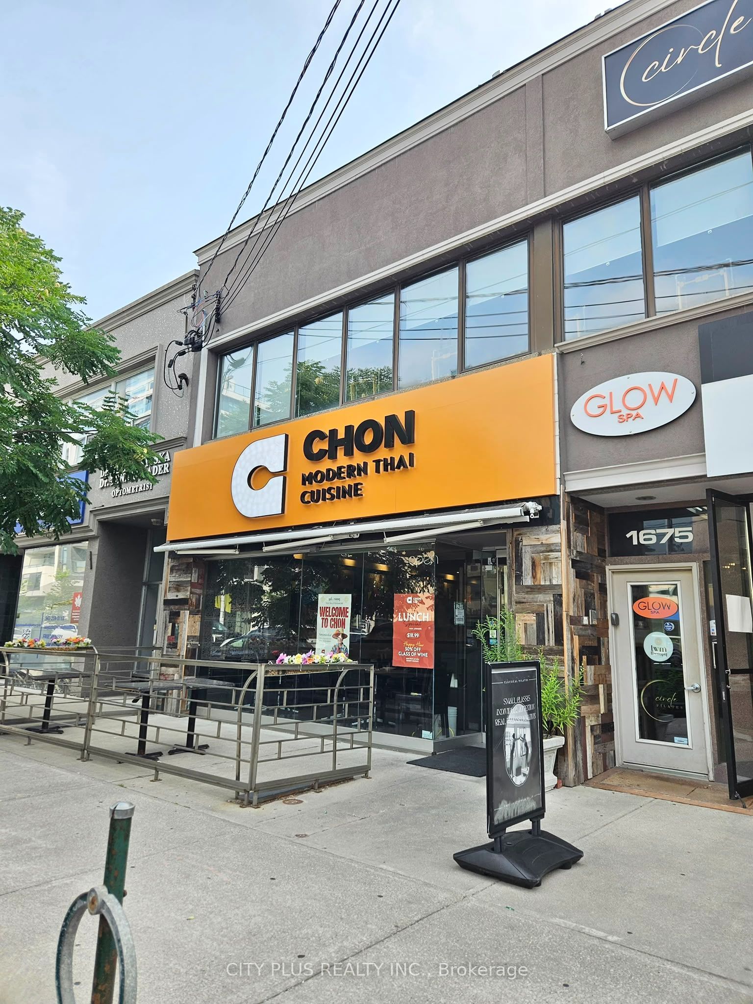 1677 Bayview Avenue, Toronto, On M4g 3c1