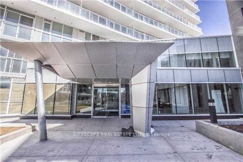 75 Queens Wharf Road 708, Toronto, On M5v 0j8