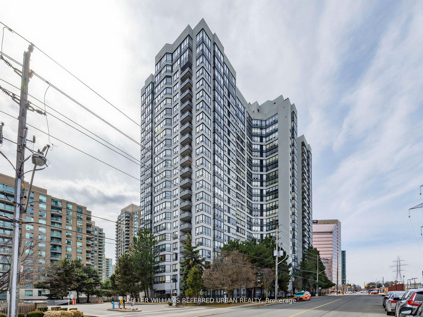 7 Bishop Avenue 217, Toronto, On M2m 4j4