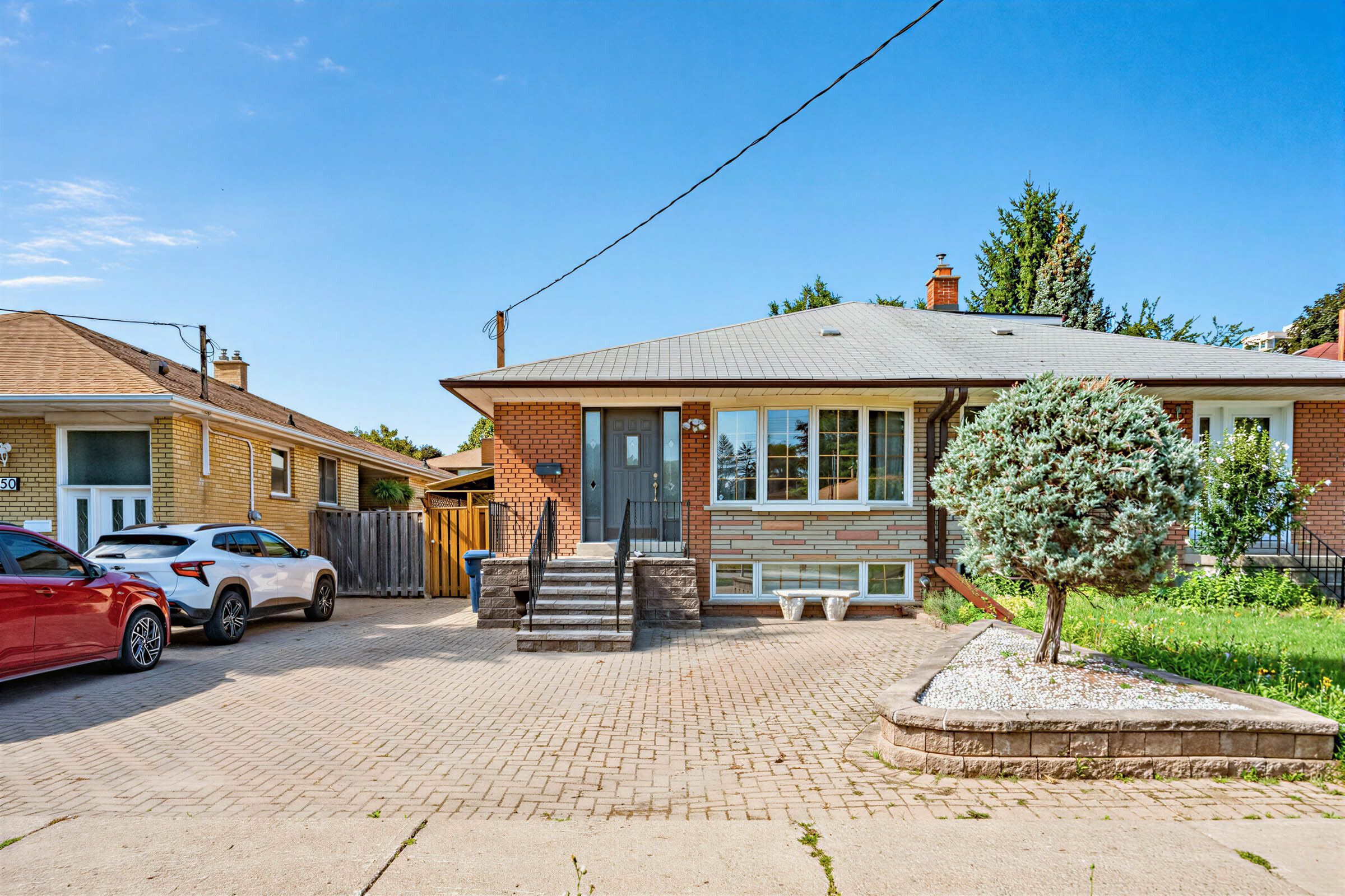 48 Santa Barbara Road, Toronto, On M2n 2c2