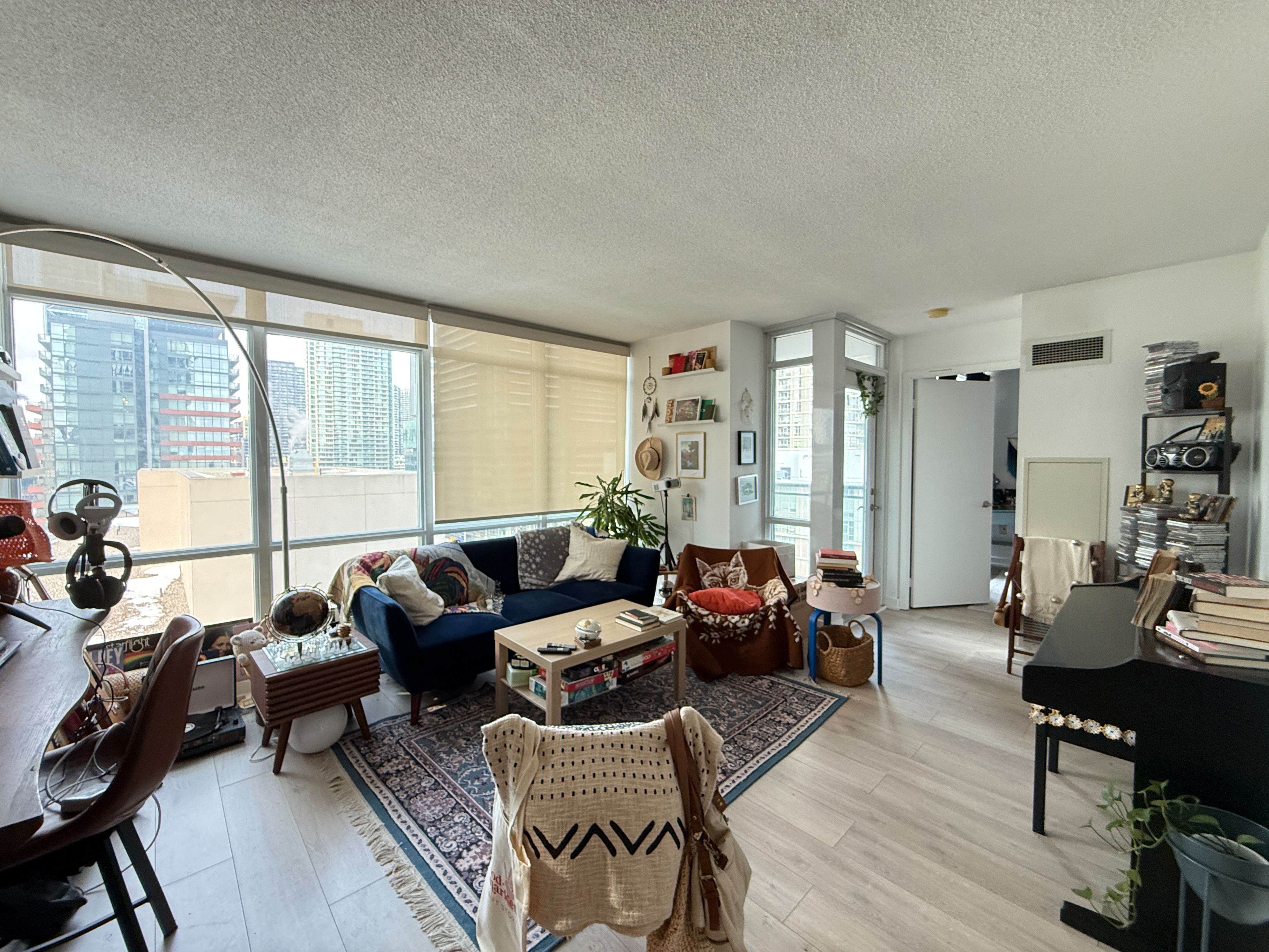 11 Brunel Court 1206, Toronto, On M5v 3y3