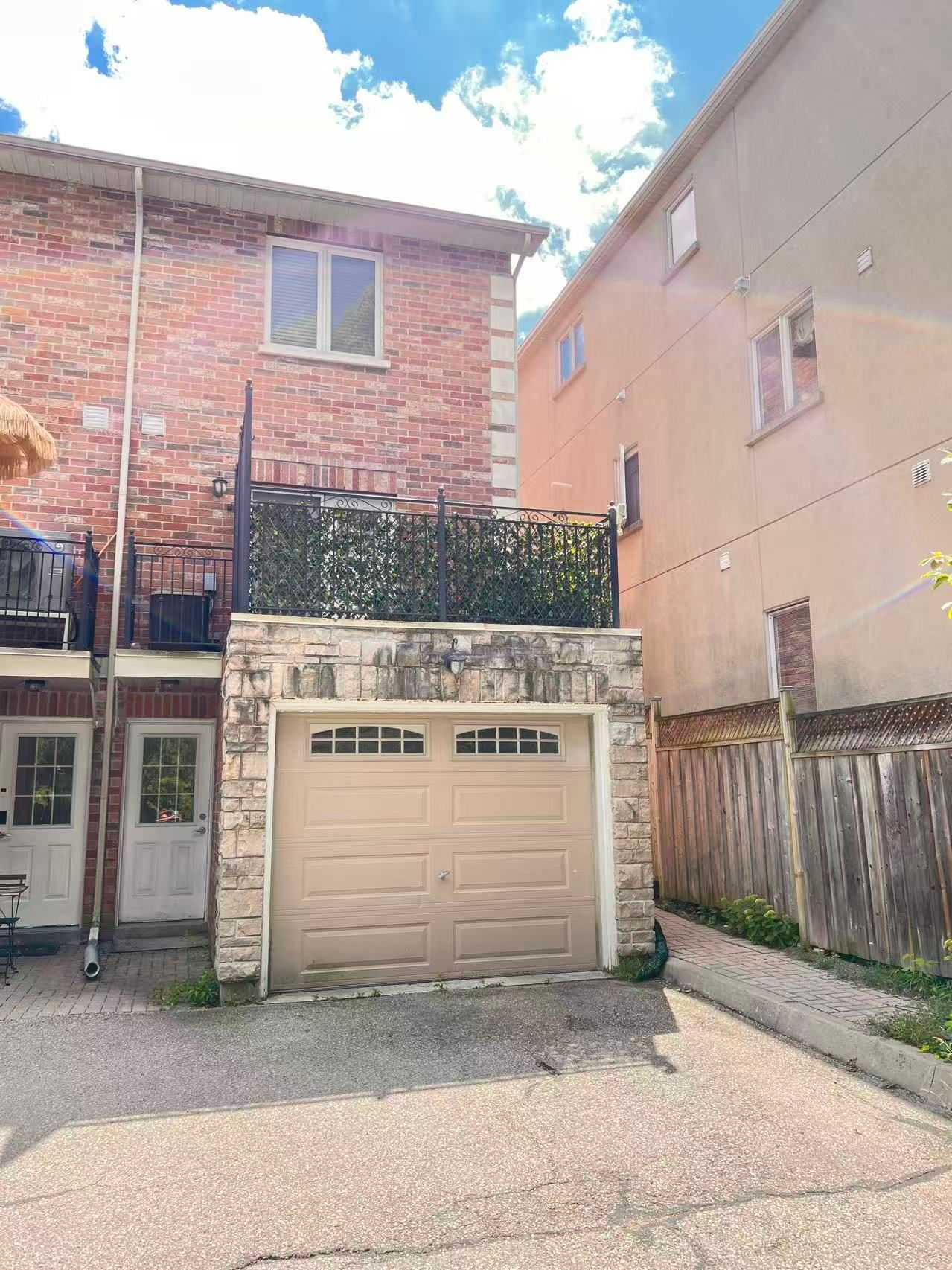 198a Finch Avenue E Basement, Toronto, On M2n 4r9