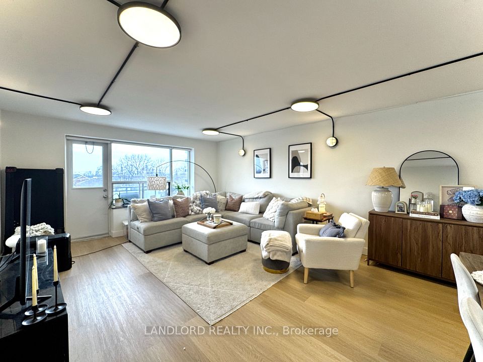 420 Eglinton Avenue E 402, Toronto, On M4p 1l8